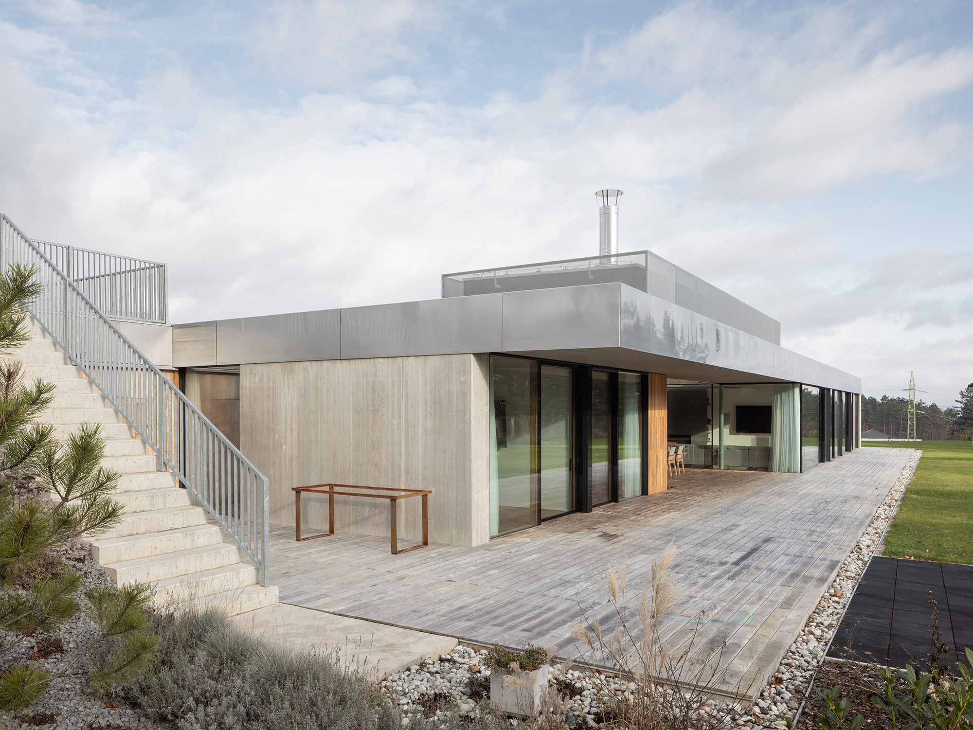 Embedded House - Gessato