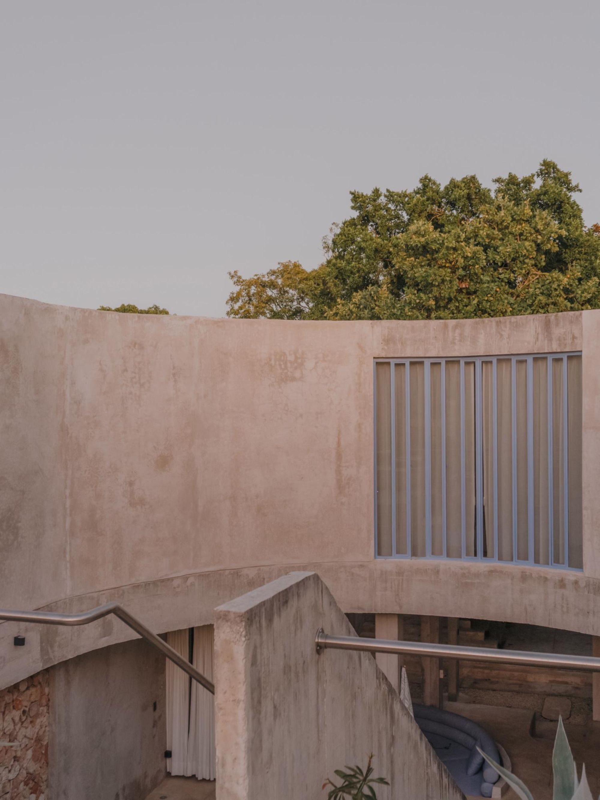 Casa Soskil by Ludwig Godefroy Architecture - Gessato Casa Soskil by Ludwig Godefroy Architecture - Gessato