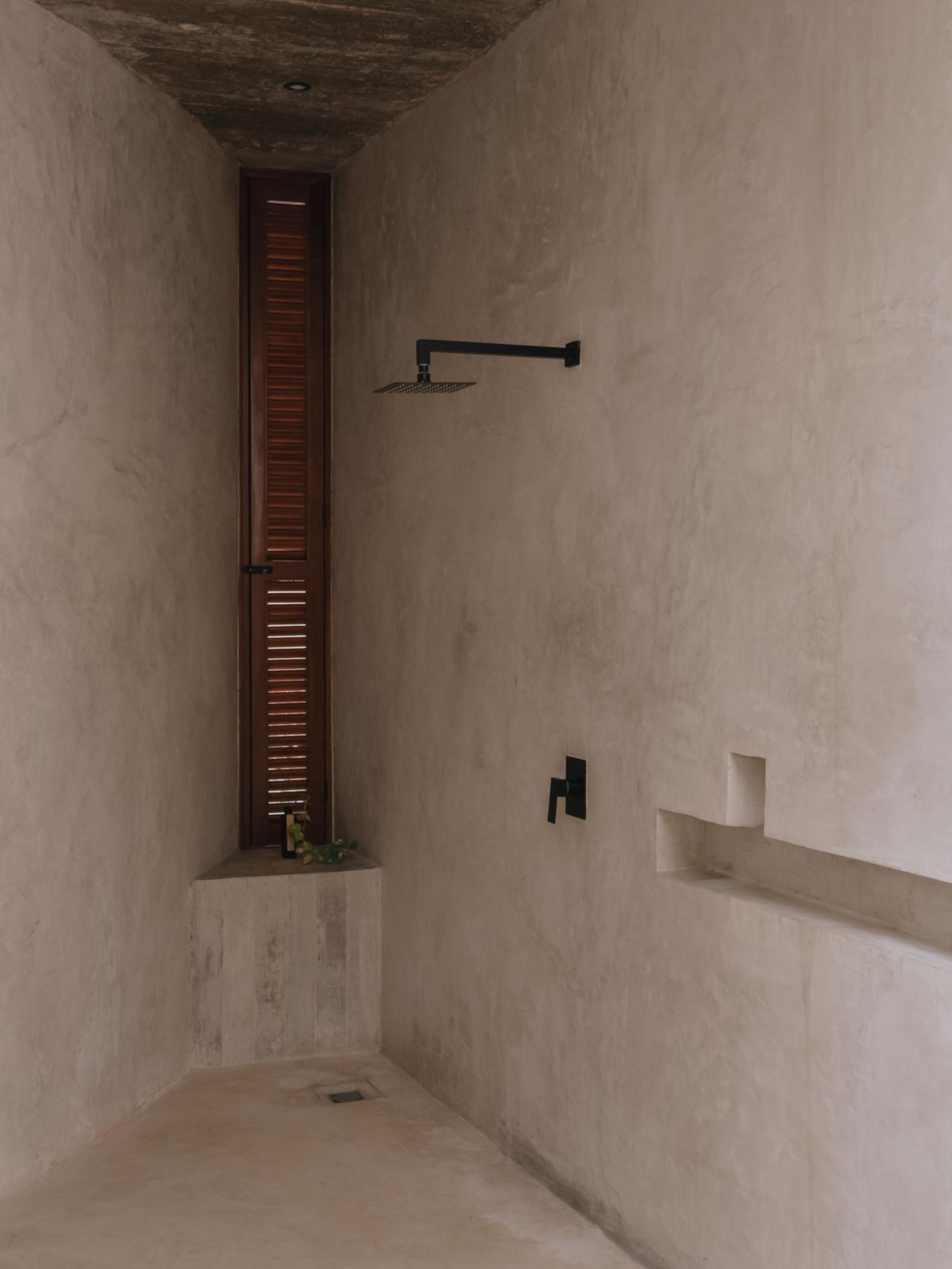 Casa Soskil by Ludwig Godefroy Architecture - Gessato