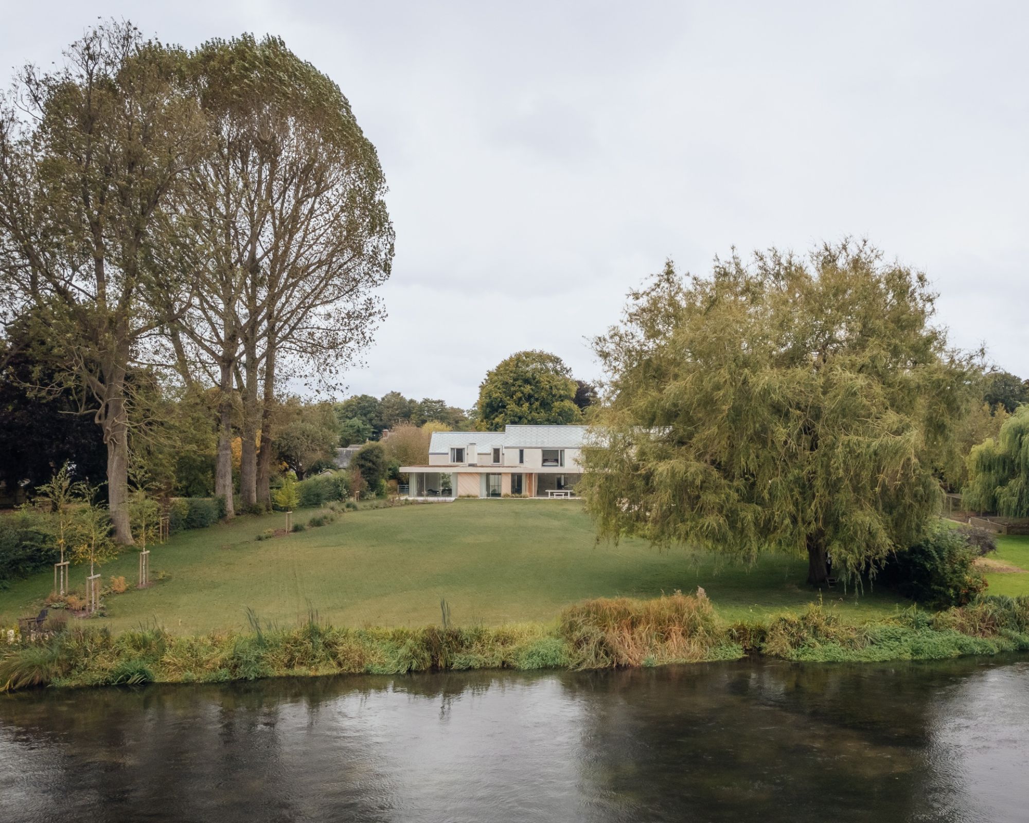 Chalk River House by Oliver Leech Architects - Gessato