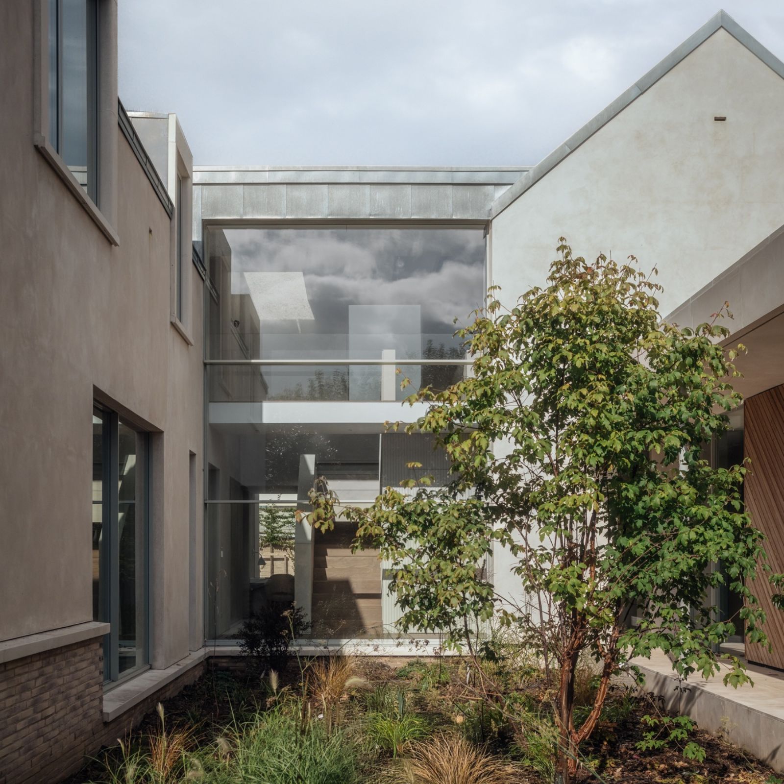 Chalk River House by Oliver Leech Architects - Gessato