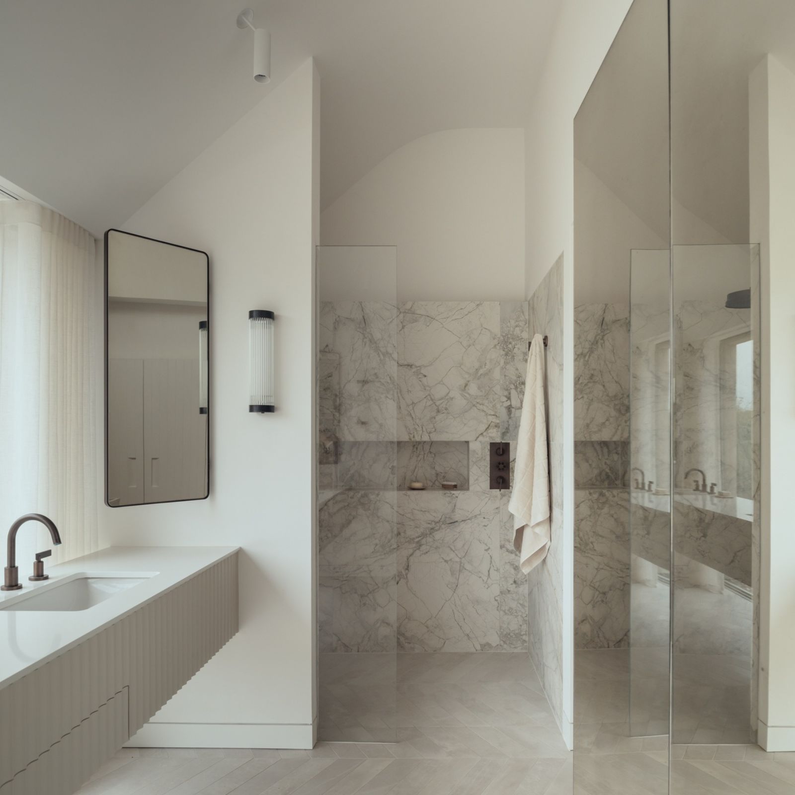 Chalk River House by Oliver Leech Architects - Gessato