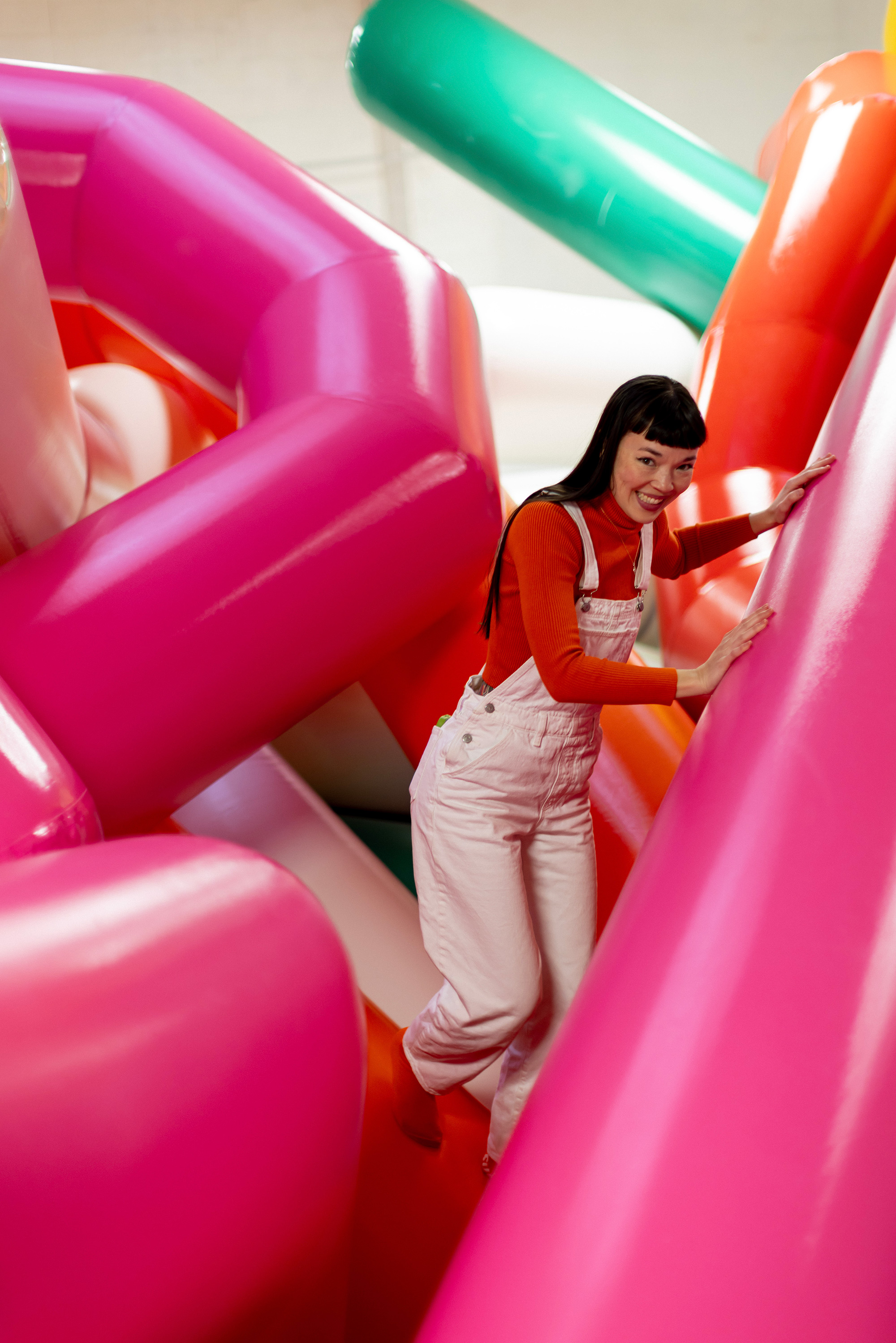 Cj Hendry’s “Keff Joons”: Balloon Sculptures, Deflated and Reimagined - Gessato