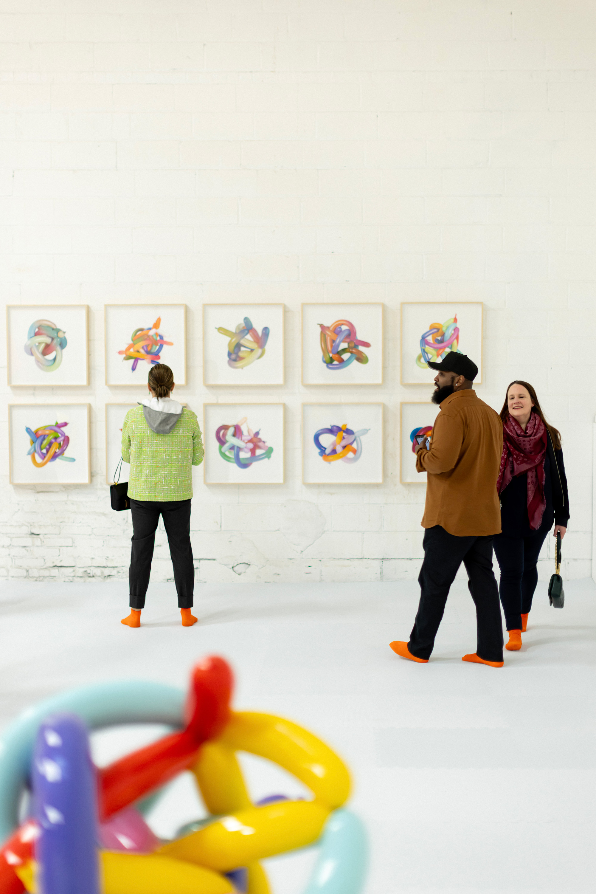 Cj Hendry’s “Keff Joons”: Balloon Sculptures, Deflated and Reimagined - Gessato