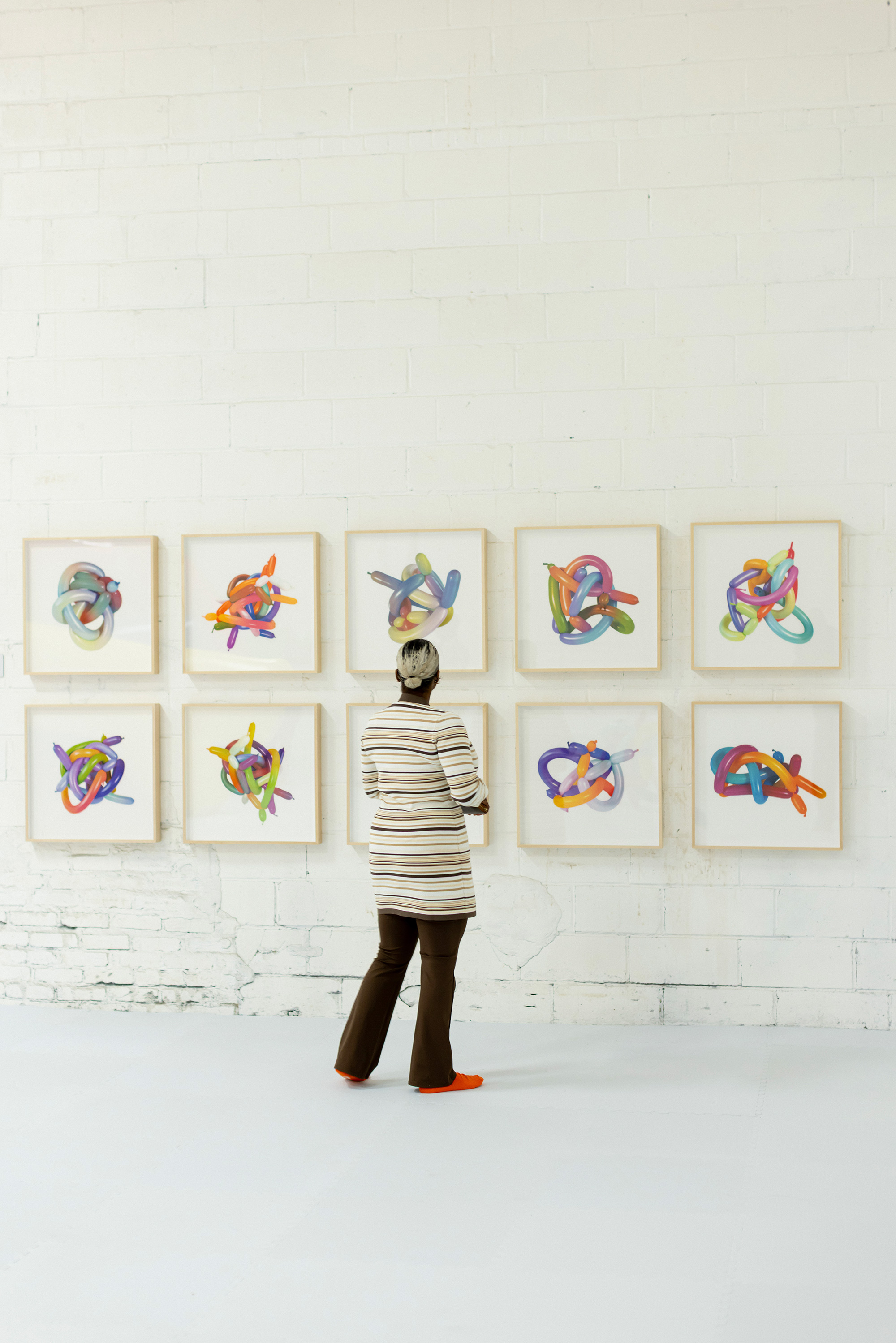 Cj Hendry’s “Keff Joons”: Balloon Sculptures, Deflated and Reimagined - Gessato