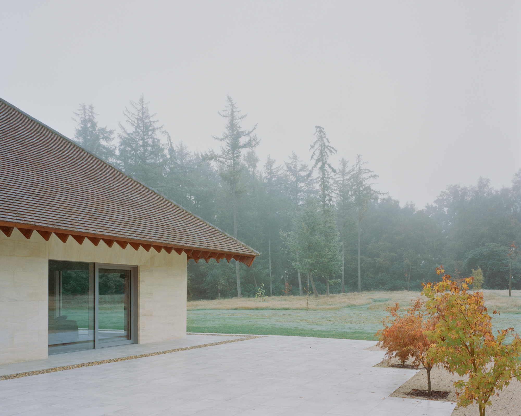 Eavesdrop by Tom Dowdall Architects - Gessato