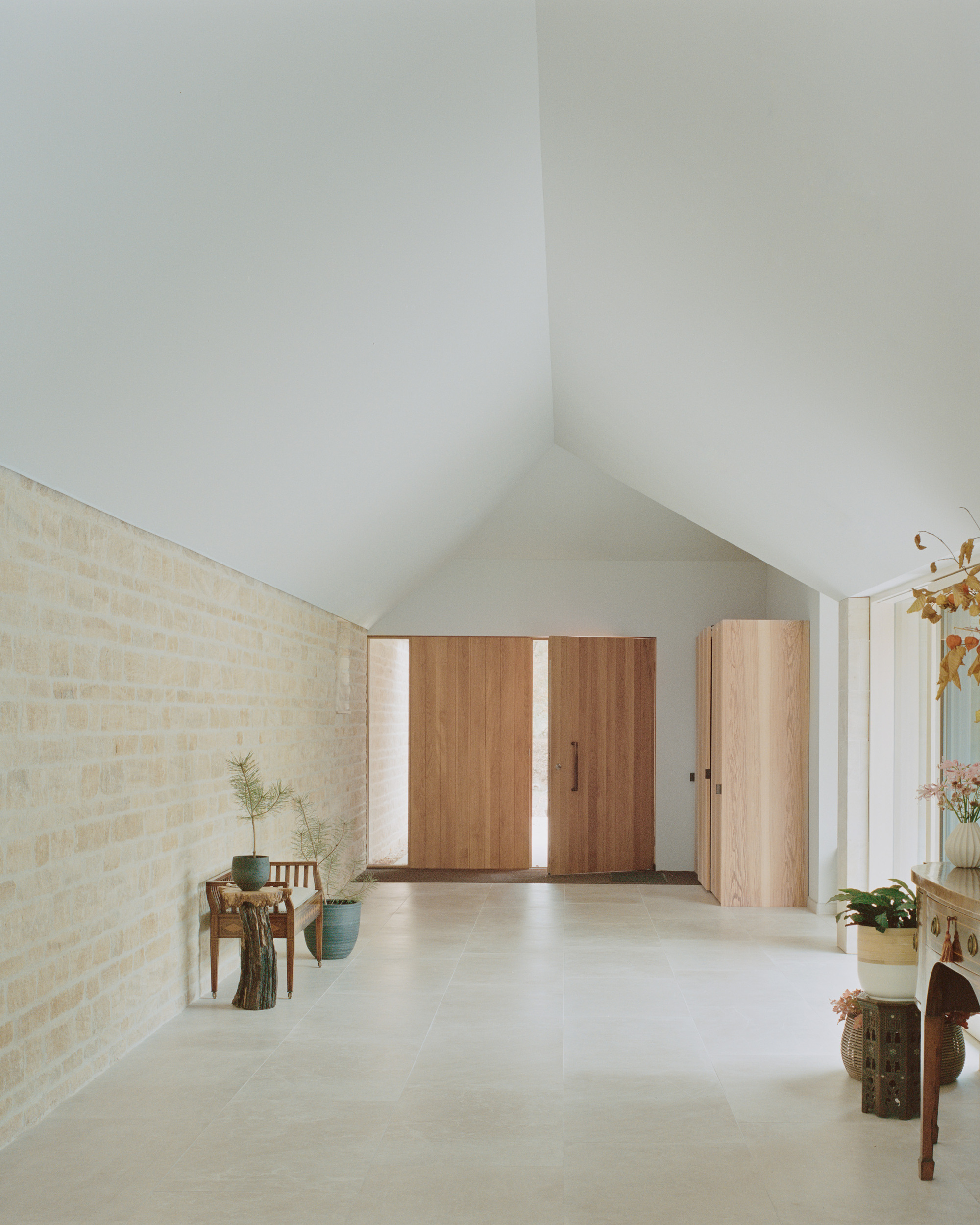 Eavesdrop by Tom Dowdall Architects - Gessato