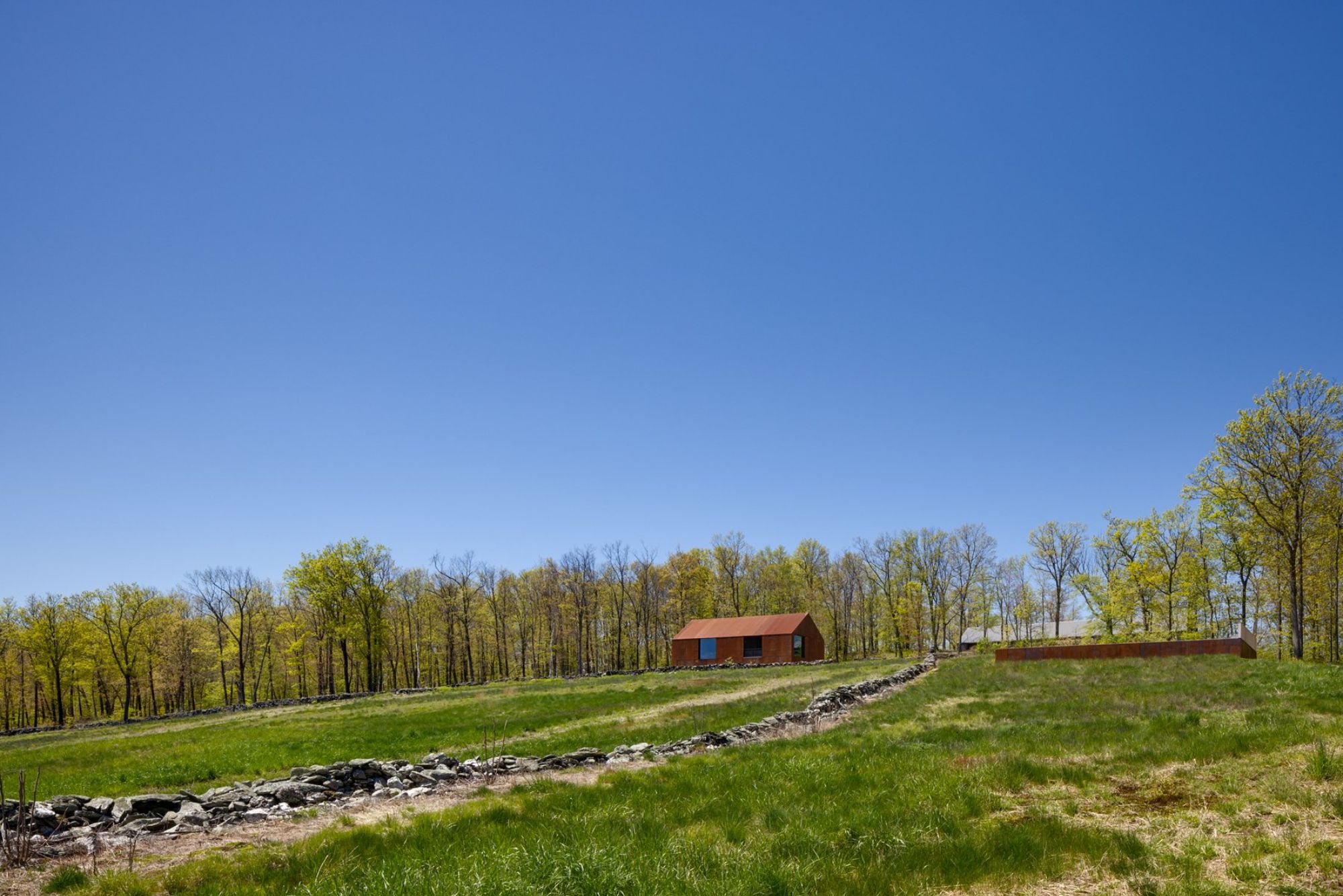 Ridge Barn by Worrell Yeung - Gessato
