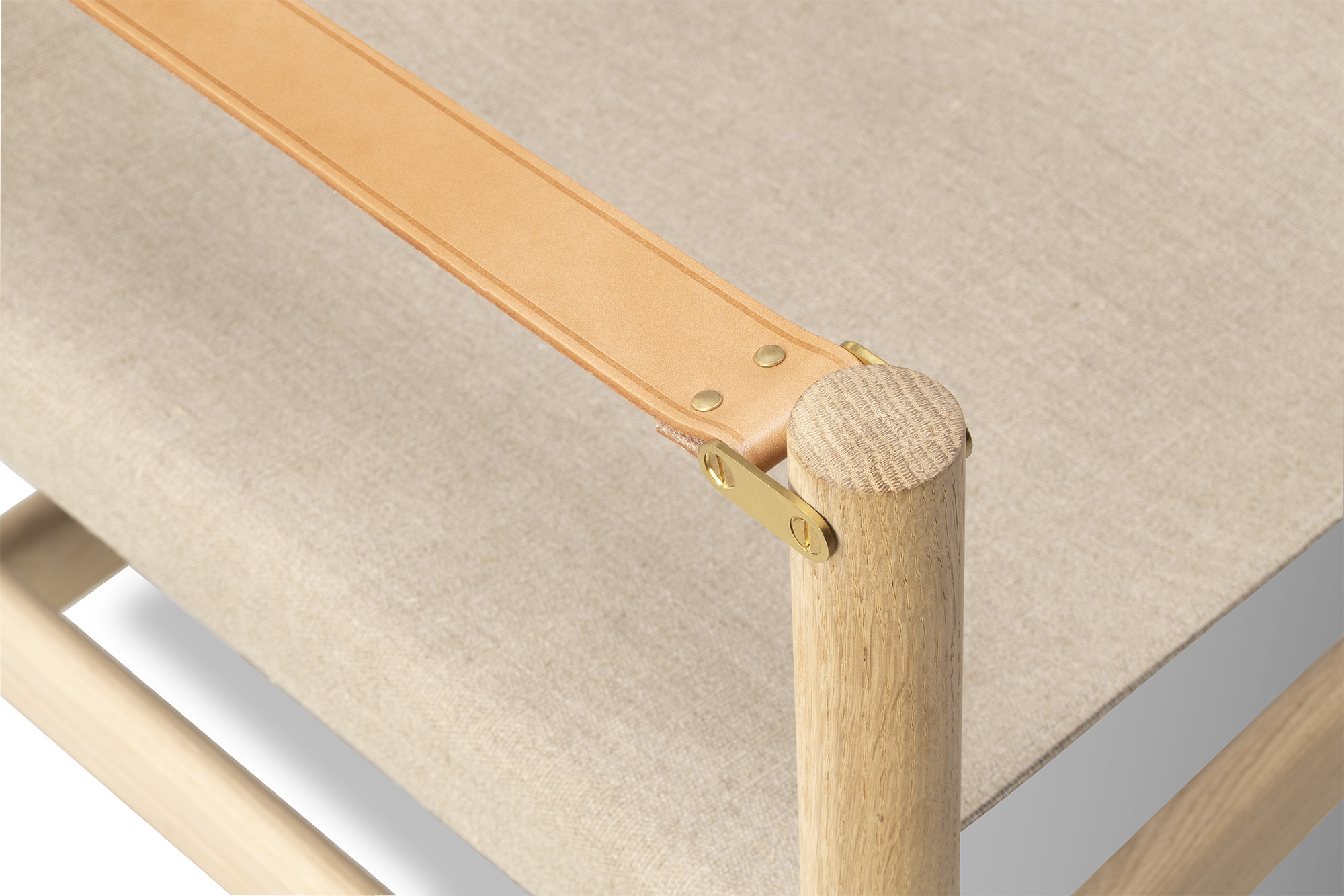 The Canvas 21 Chair by Børge Mogensen - Gessato The Canvas 21 Chair by Børge Mogensen - Gessato