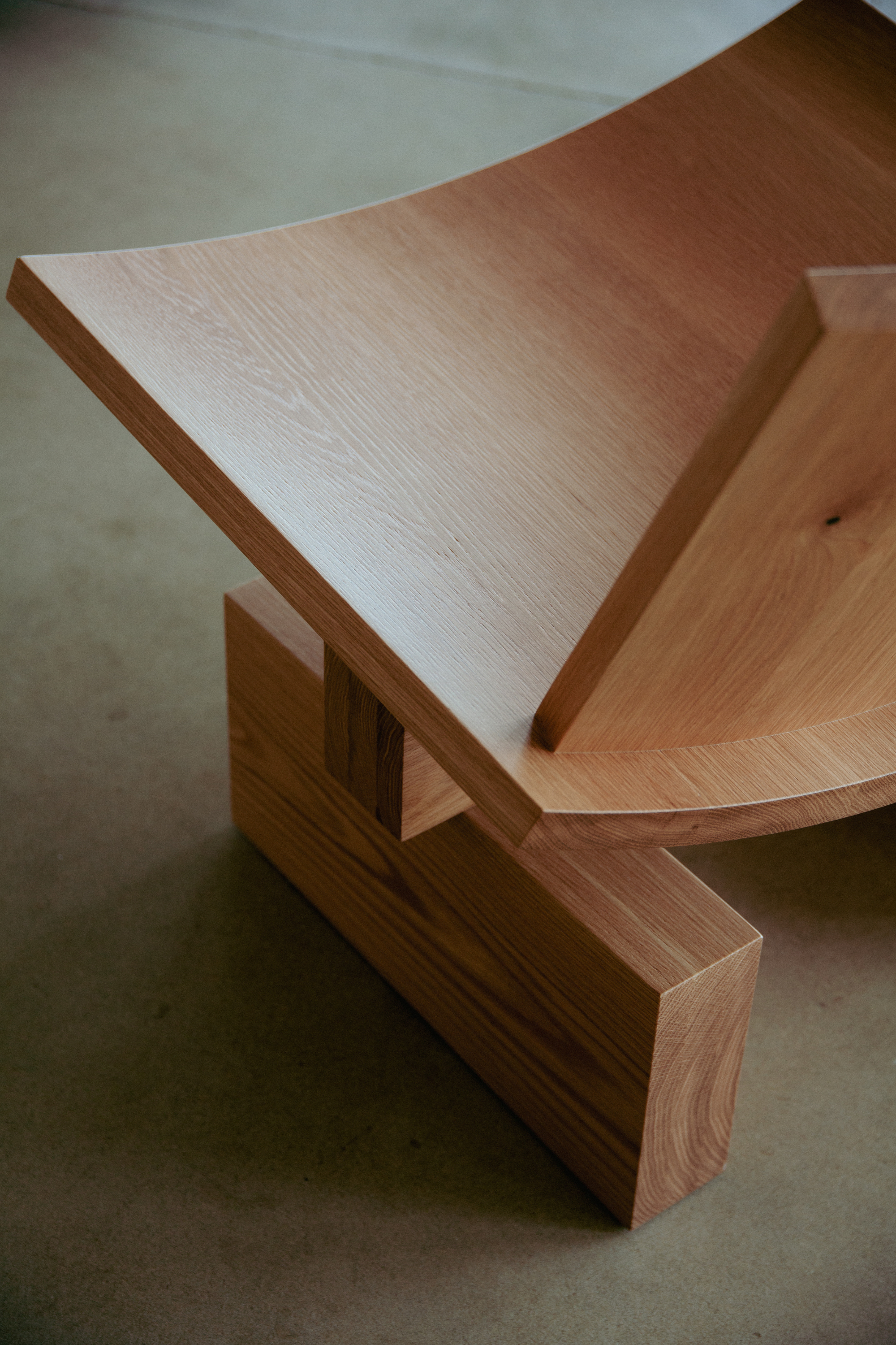 Plane Lounge Chair - Gessato