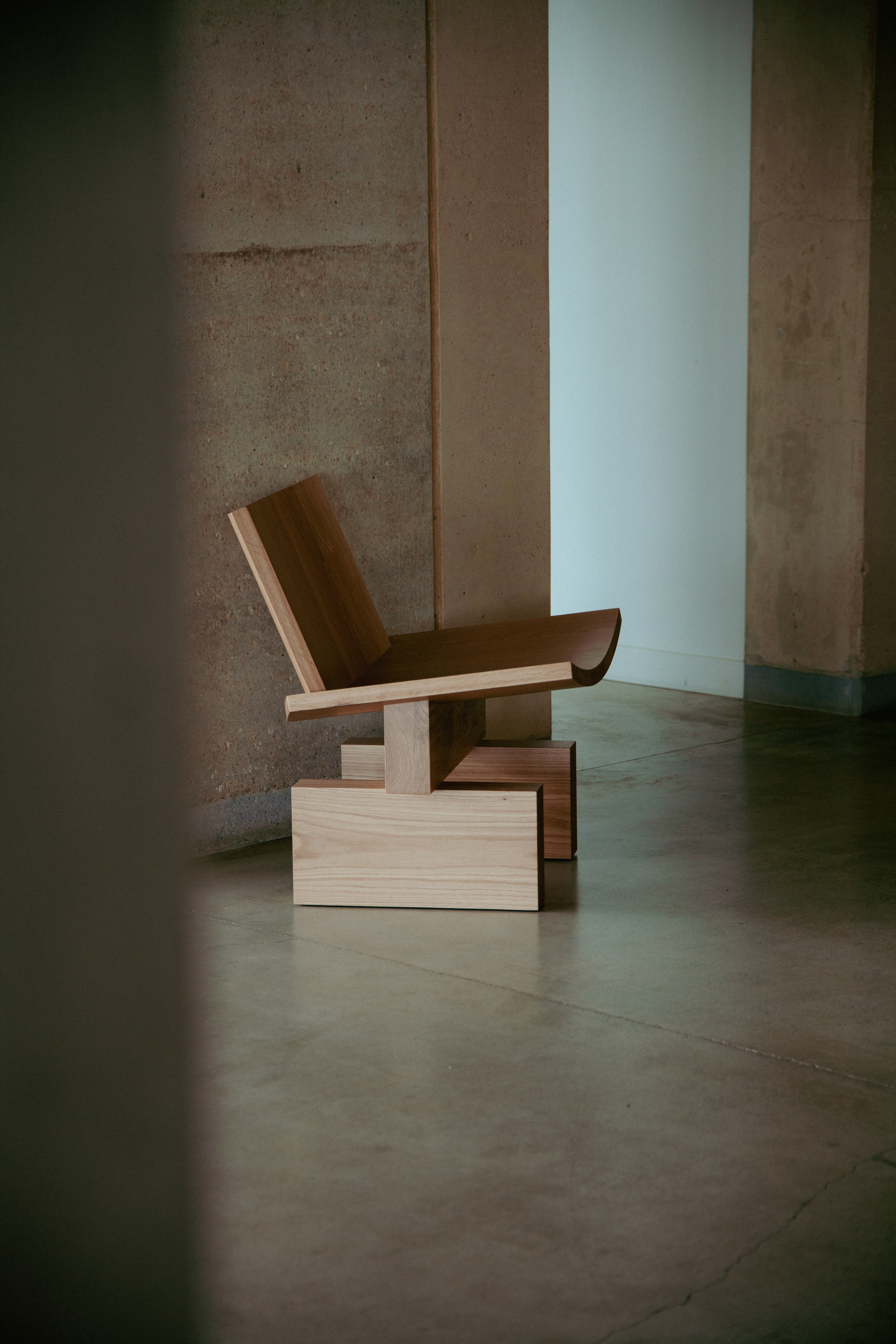Plane Lounge Chair - Gessato