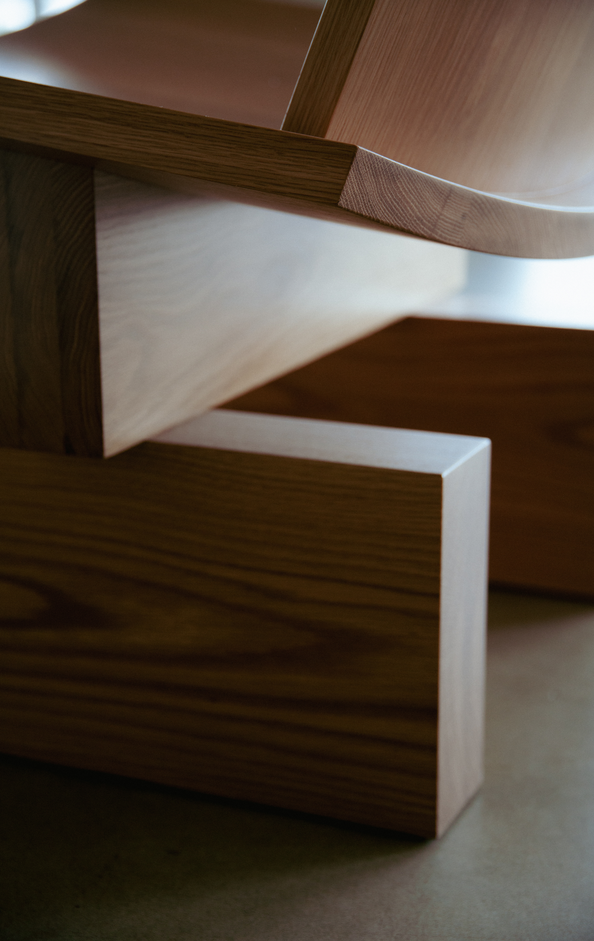 Plane Lounge Chair - Gessato