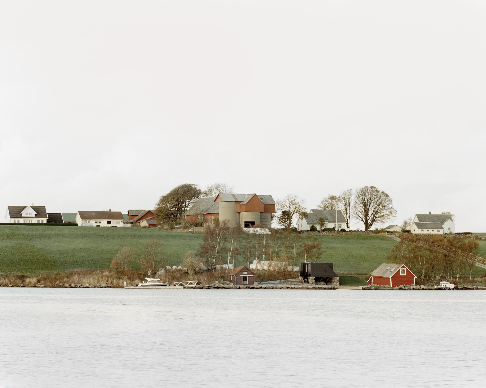 Stone Boathouse by Espen Surnevik - Gessato