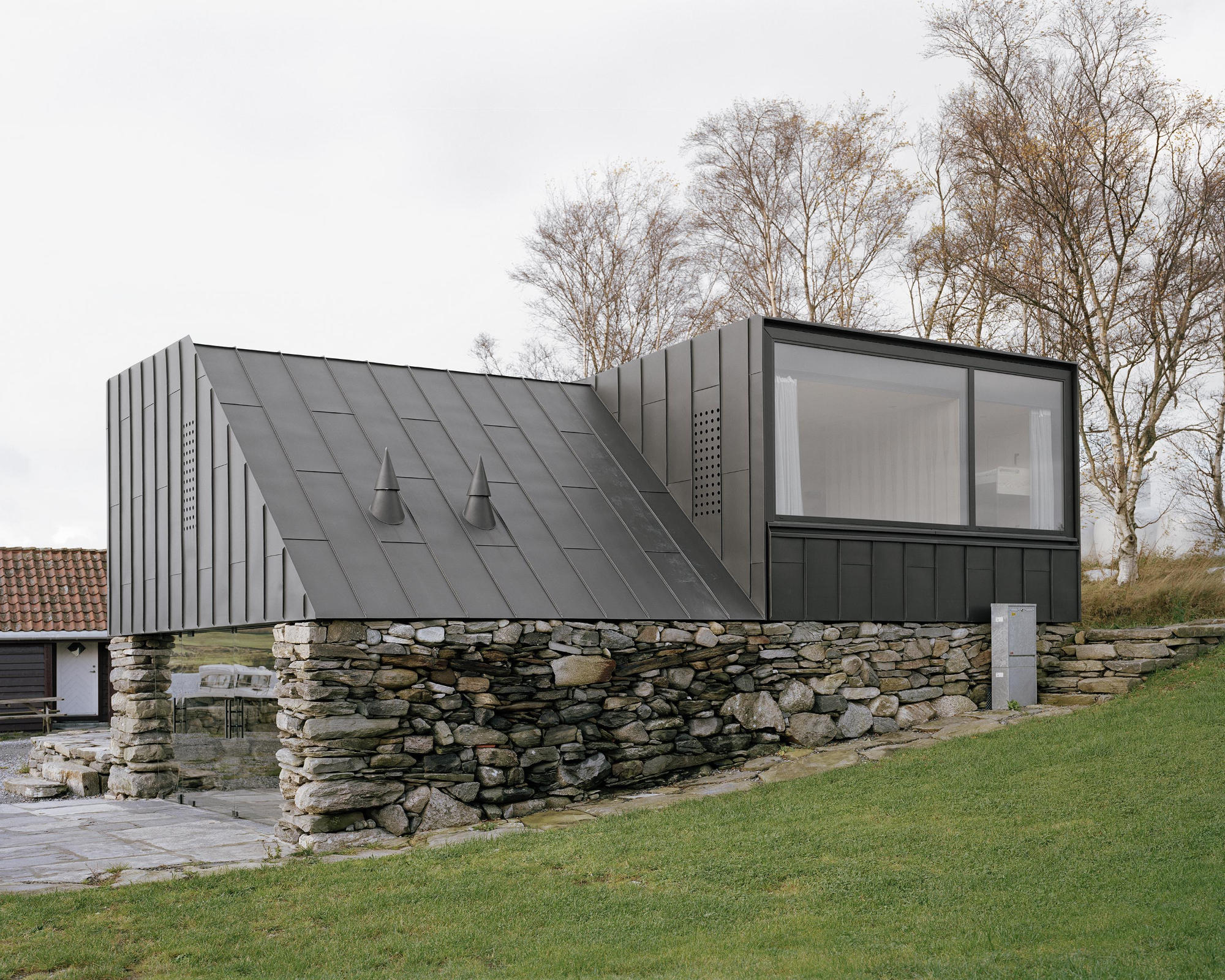 Stone Boathouse by Espen Surnevik - Gessato