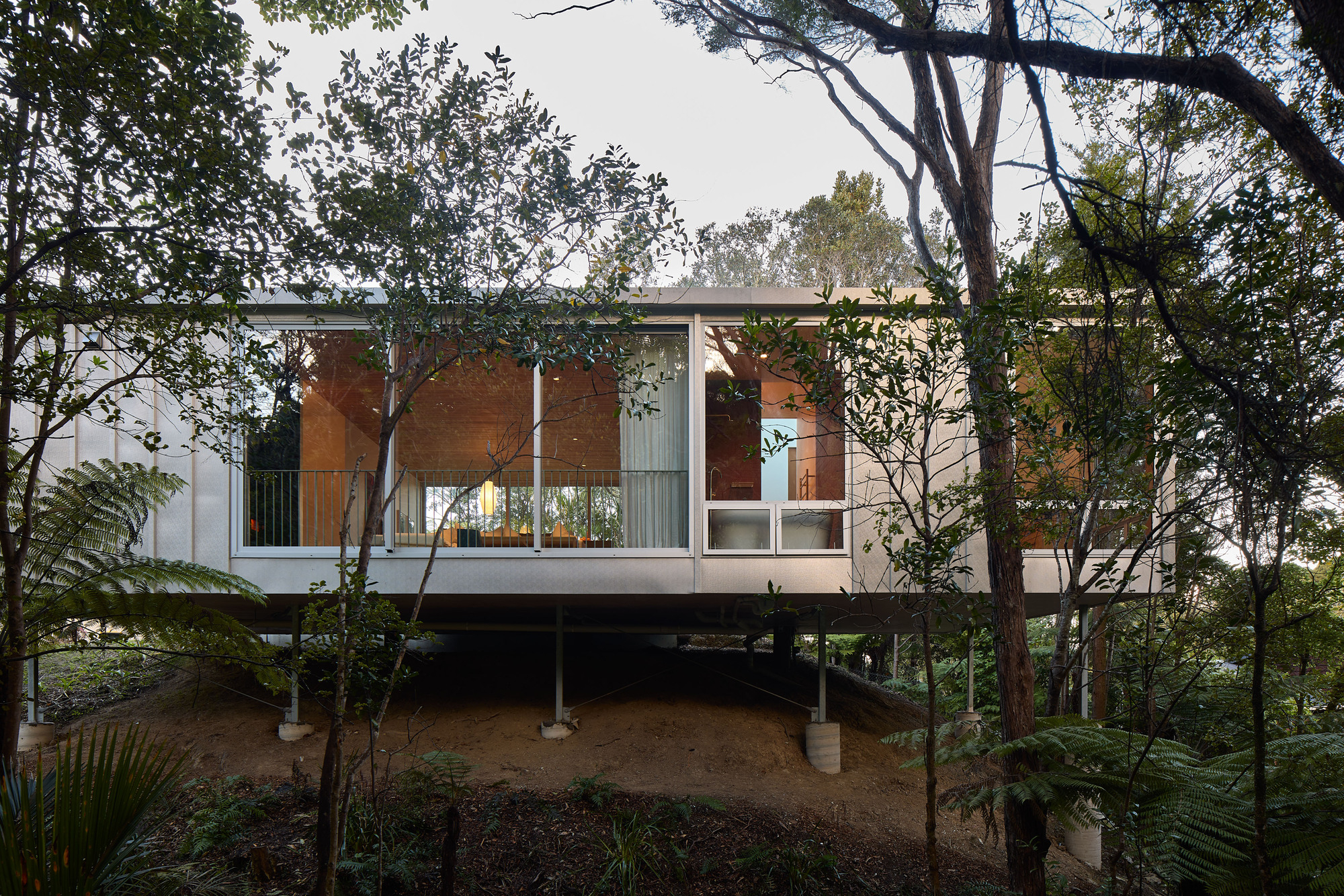 Bush Block House - Gessato Bush Block House - Gessato