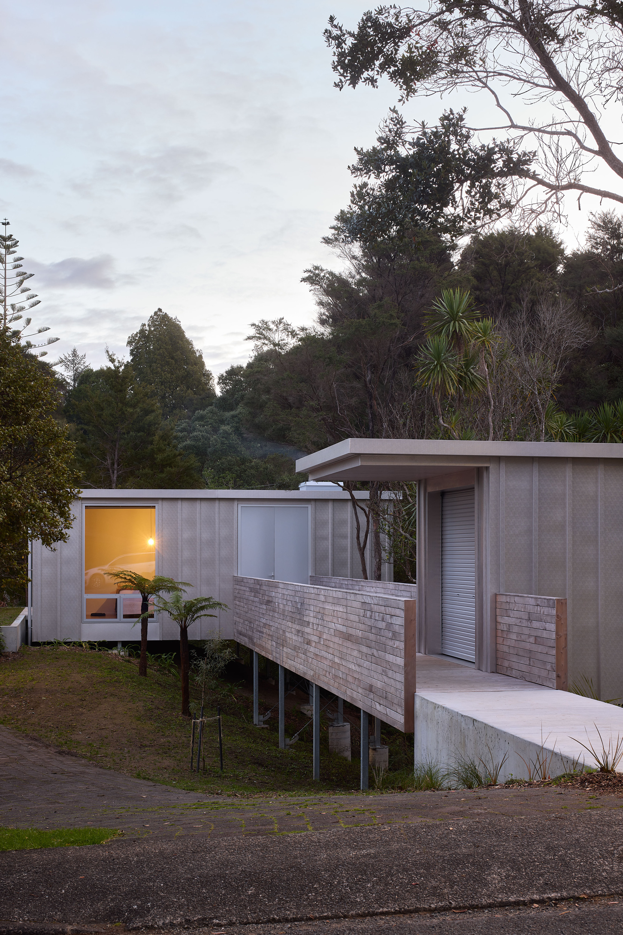 Bush Block House - Gessato Bush Block House - Gessato