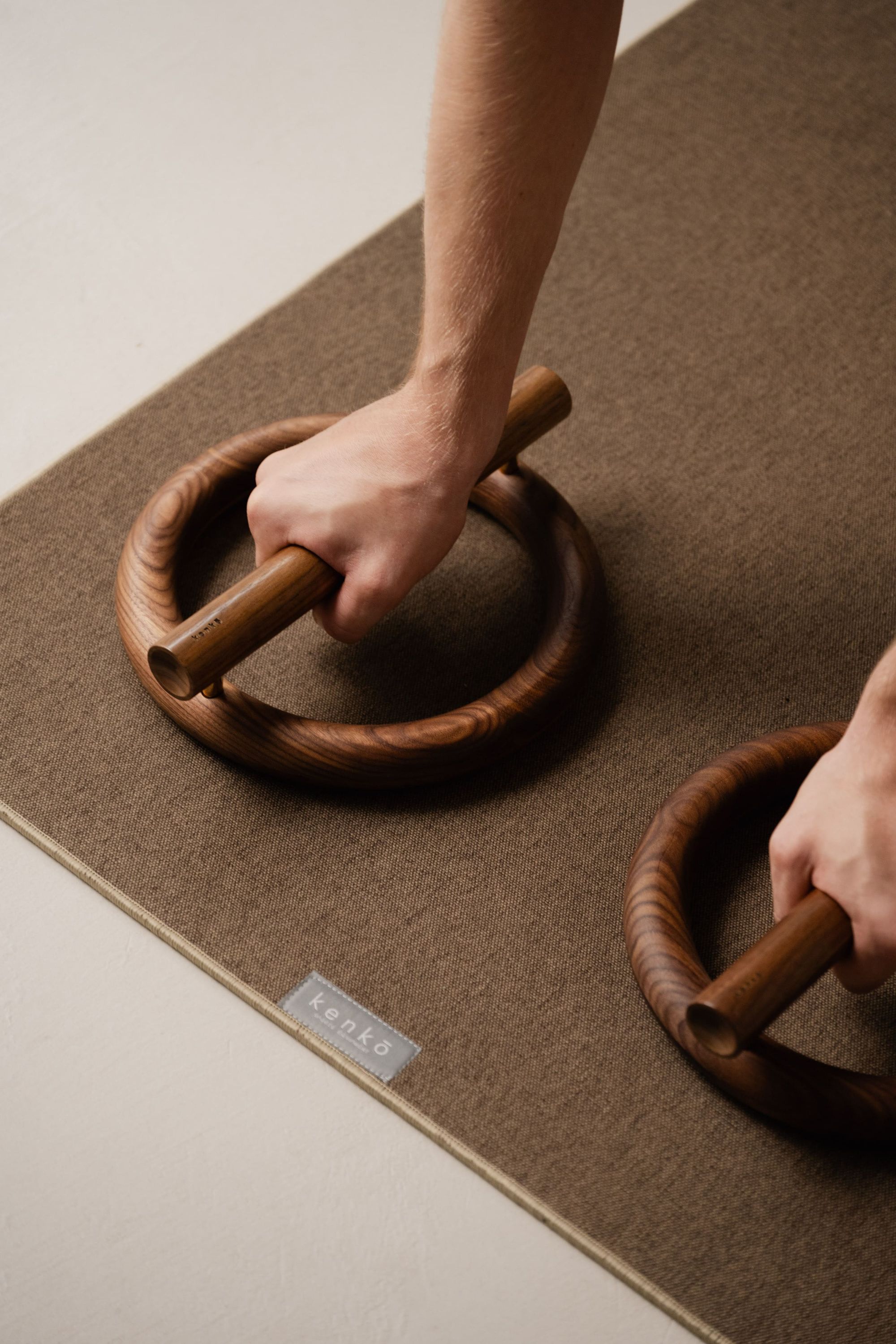 Kenko: Turning Workout Gear into Heirloom Furniture - Gessato Kenko: Turning Workout Gear into Heirloom Furniture - Gessato