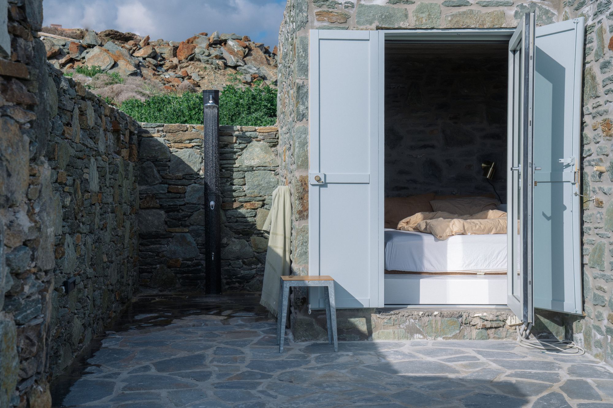 The Outdoor House - Gessato