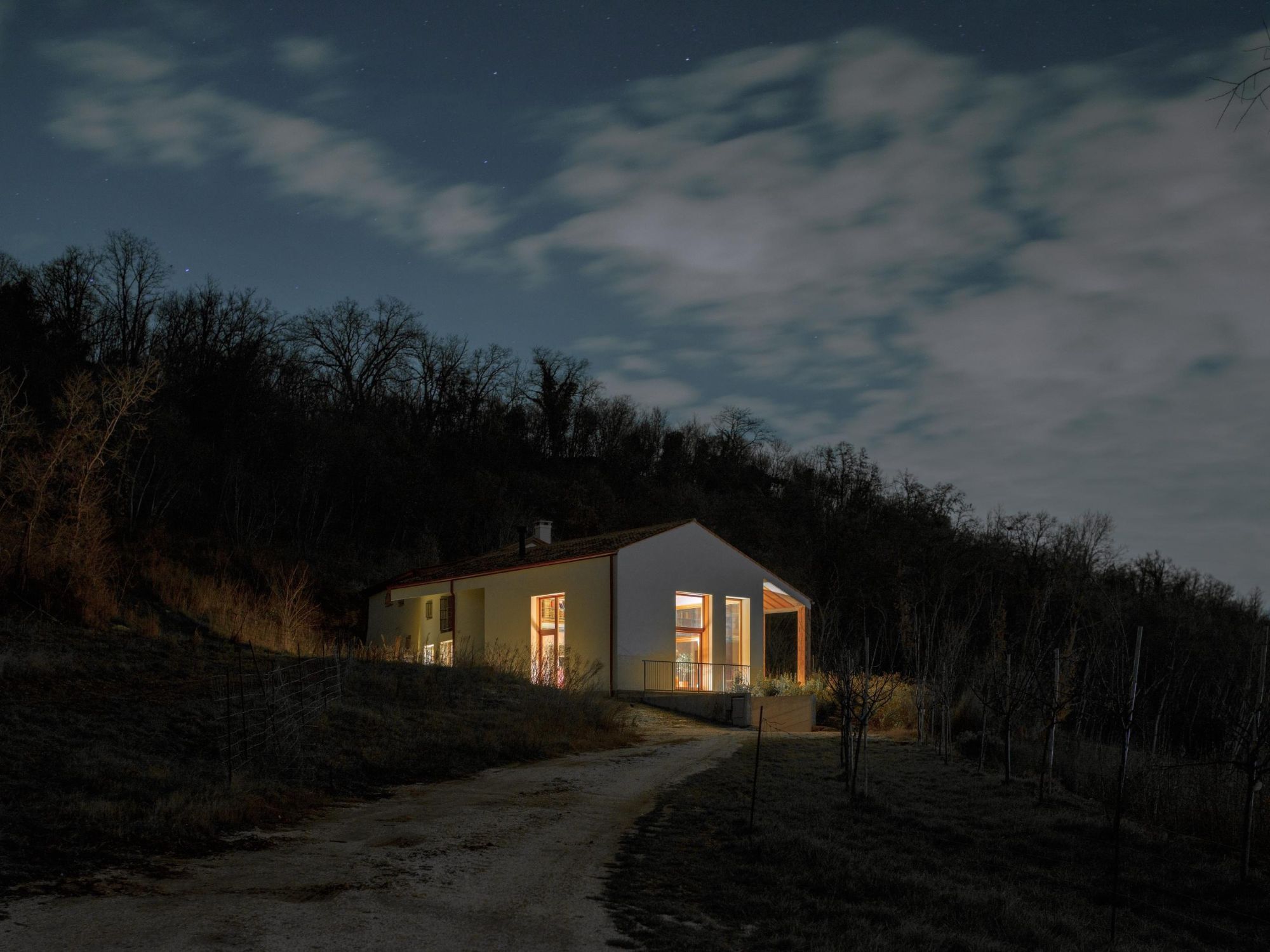 Texturised House by Bongiana Architetture - Gessato