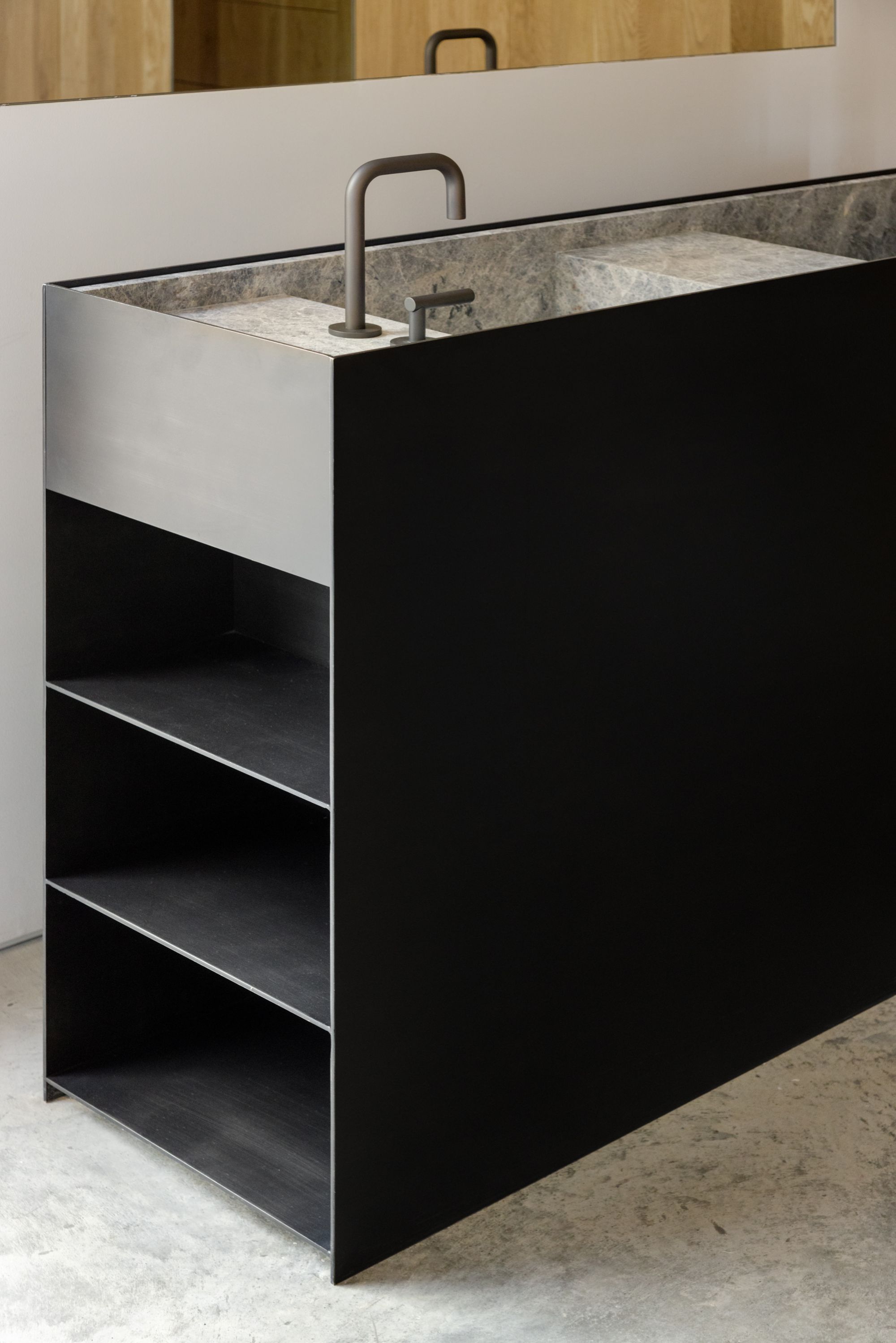 Ridge House - Gessato