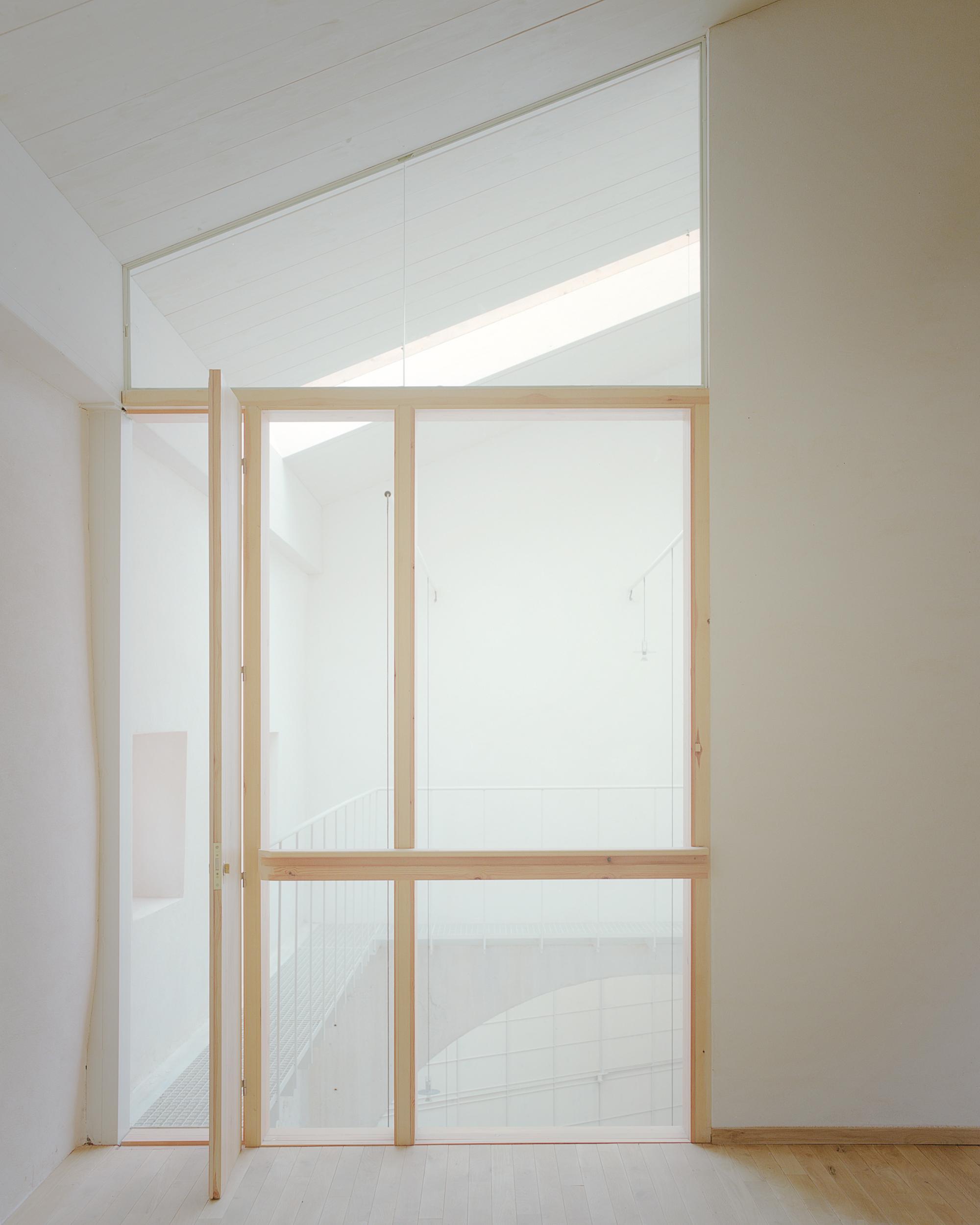 El Priorato: stone ruins revived on a Castilian hillside - Gessato