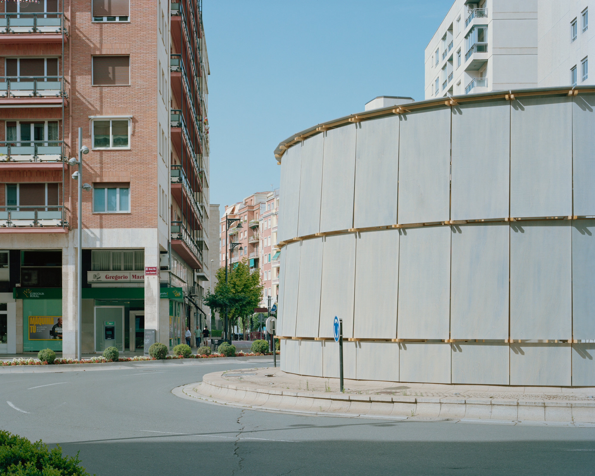 Roundabout Baths, Logroño - Gessato