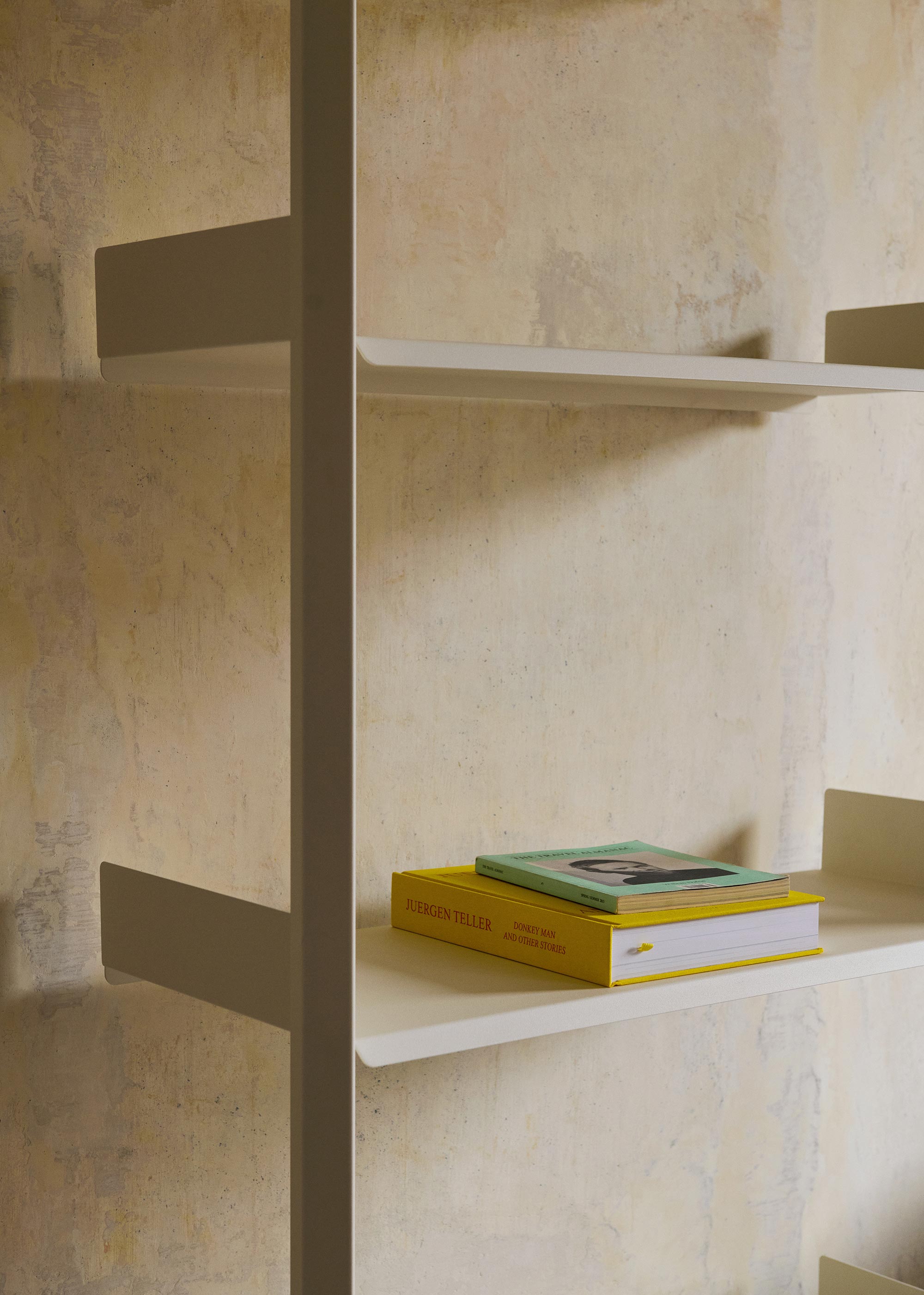 Rombe, A Modular Shelving System for Modern Interiors - Gessato