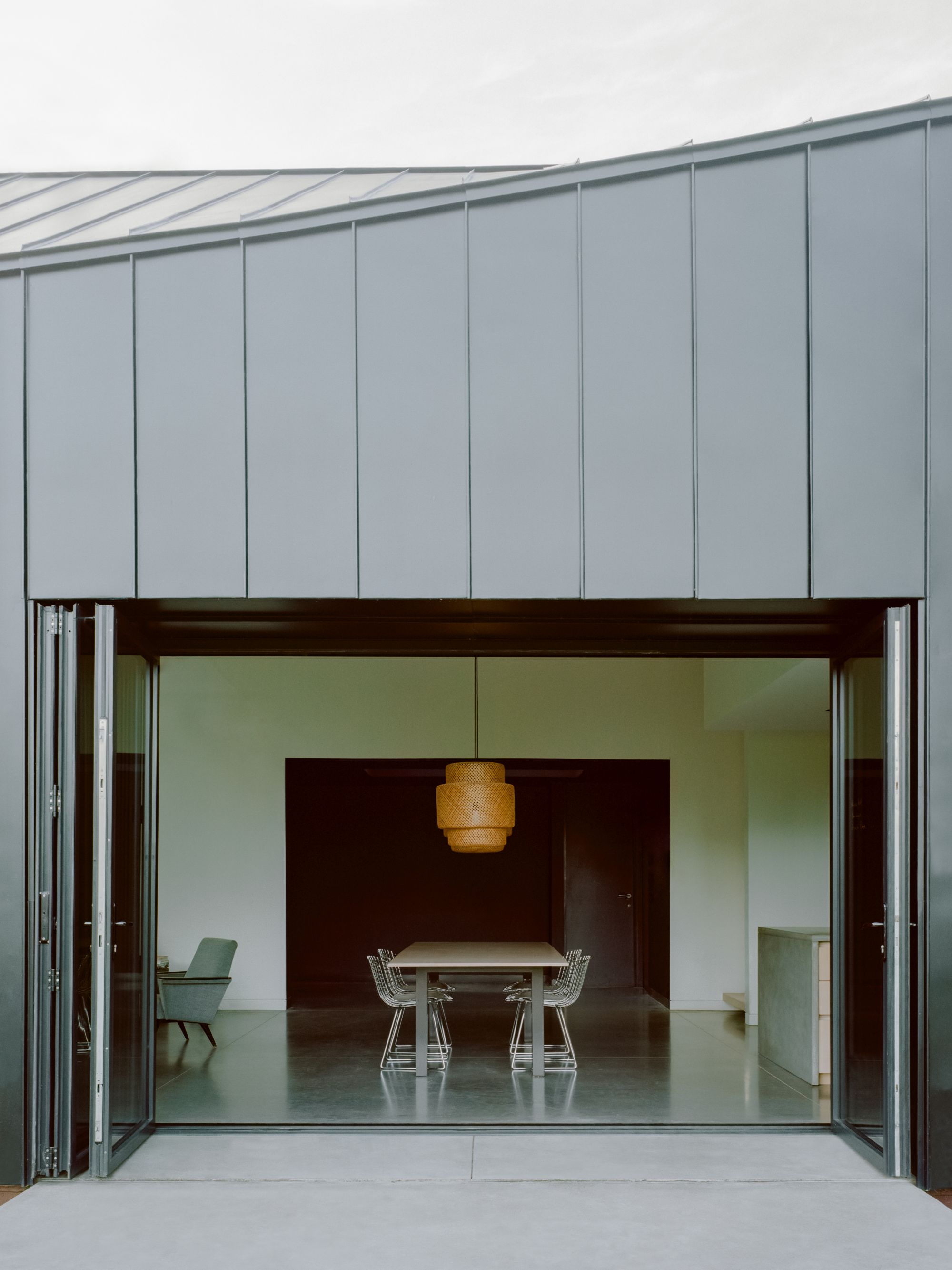 Twisted House - Gessato