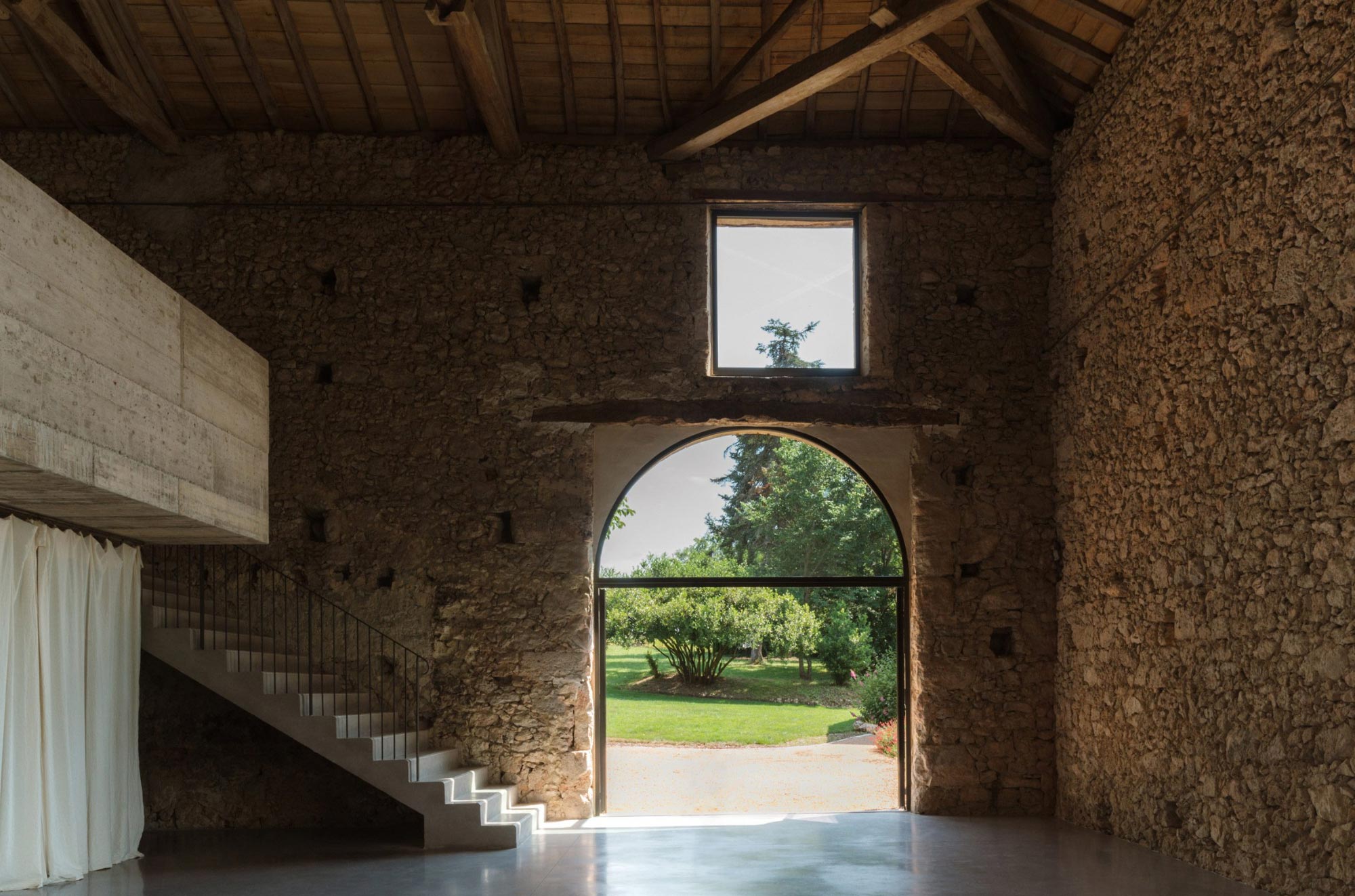 Amassa Retreat, Southwest France - Gessato