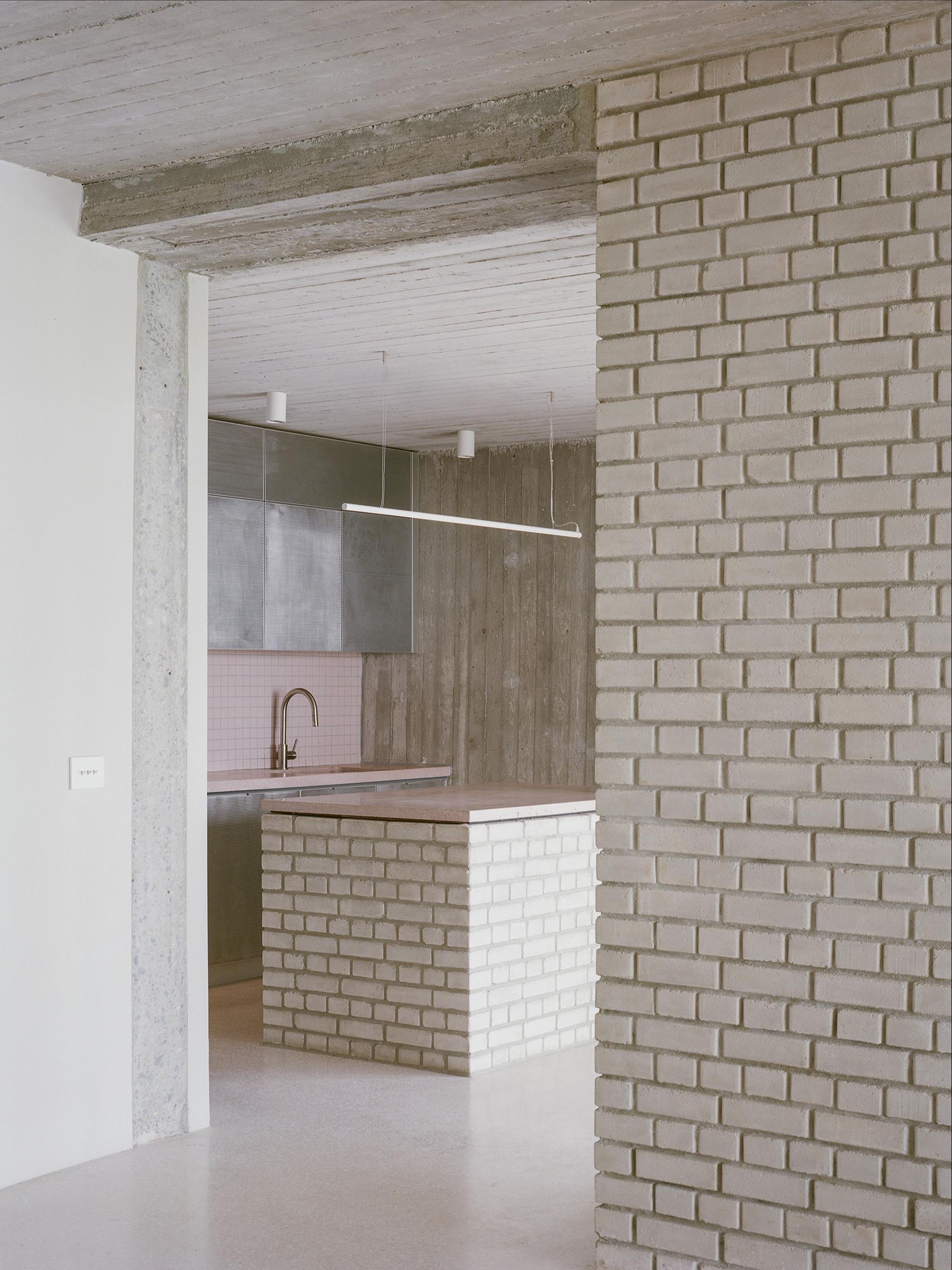 St. Minas House - Gessato