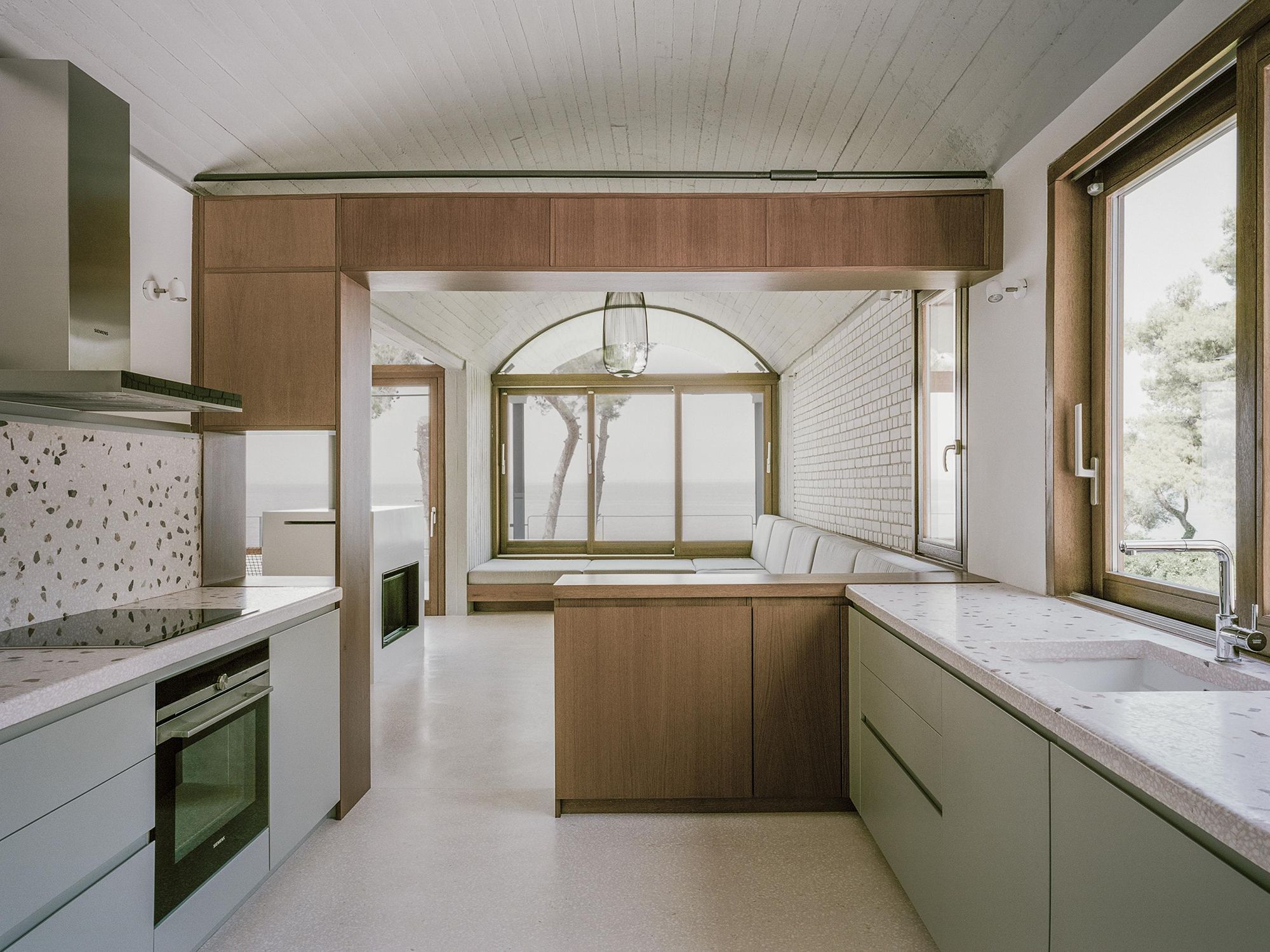 St. Minas House - Gessato