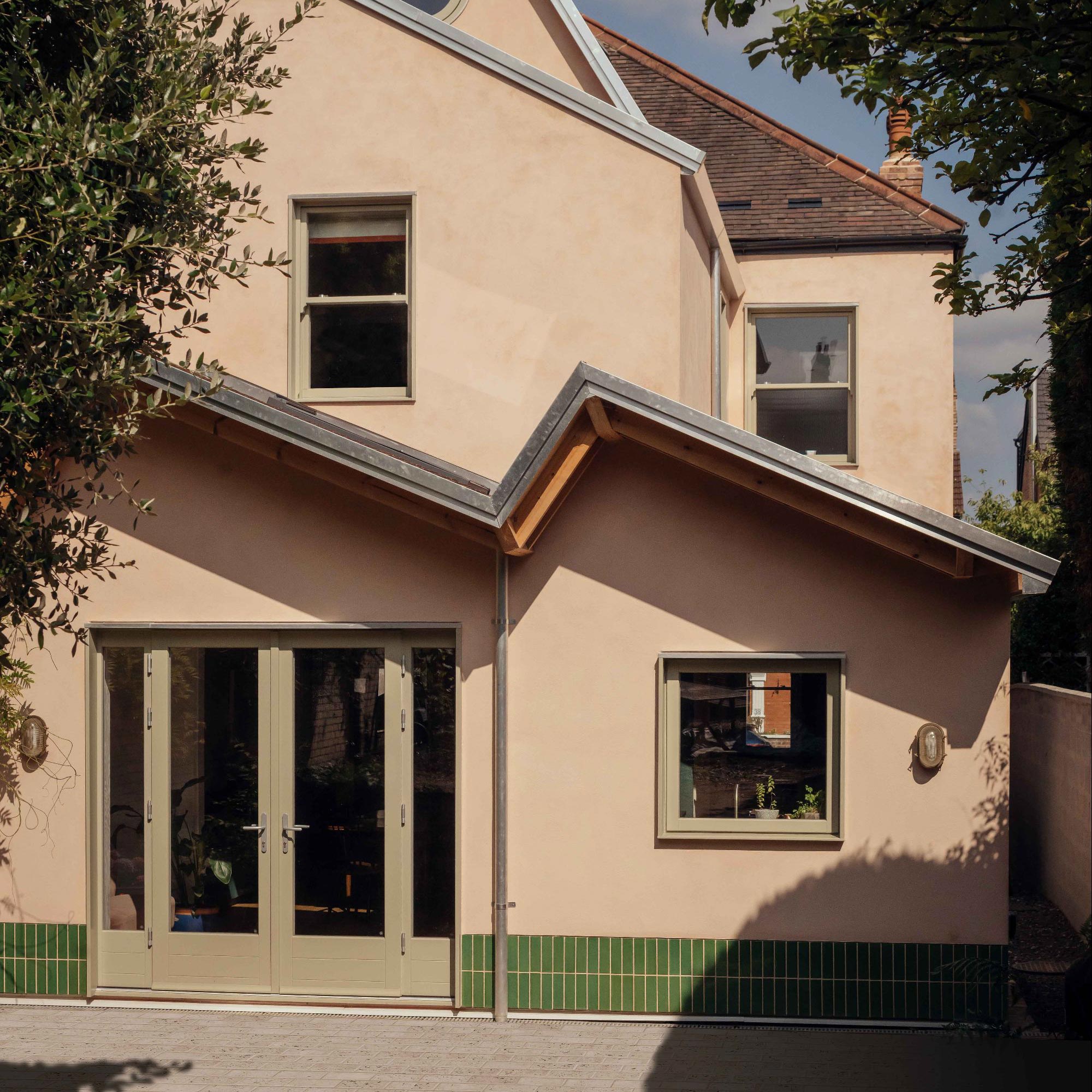 Twin Pitches, Ealing - Gessato