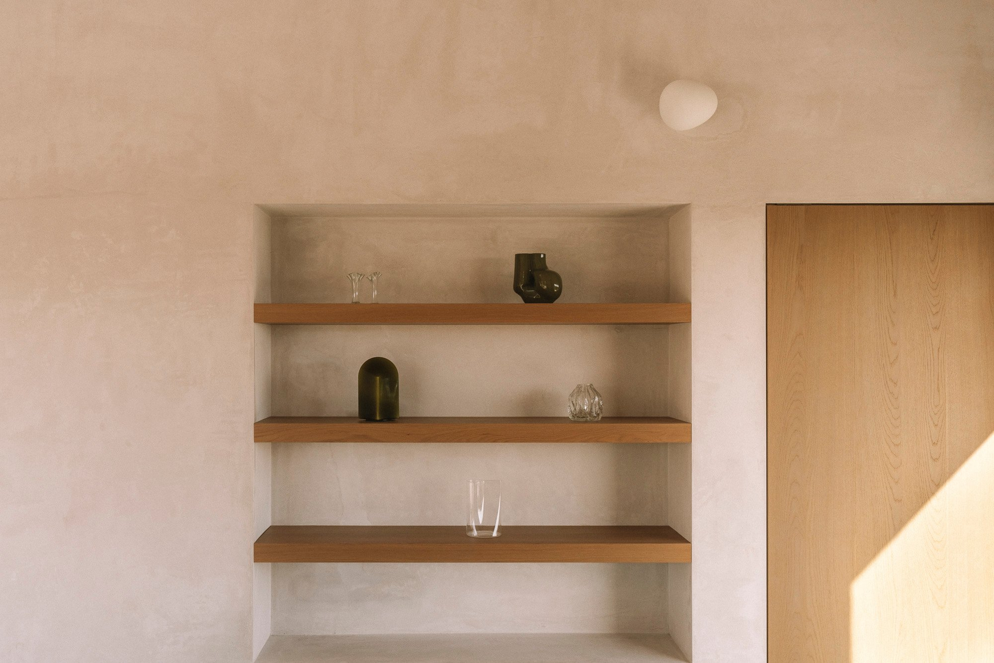Casa Plaj by extrastudio, Atalaia de Cima, Portugal - Gessato