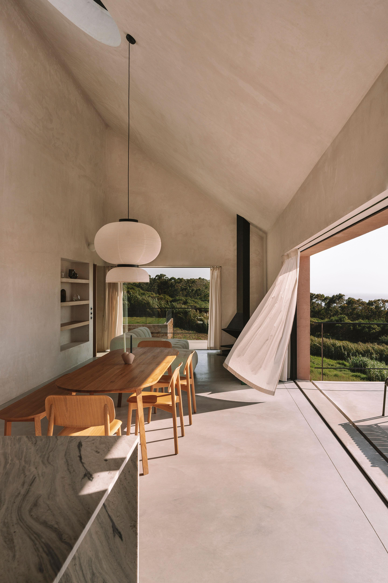 Casa Plaj by extrastudio, Atalaia de Cima, Portugal - Gessato