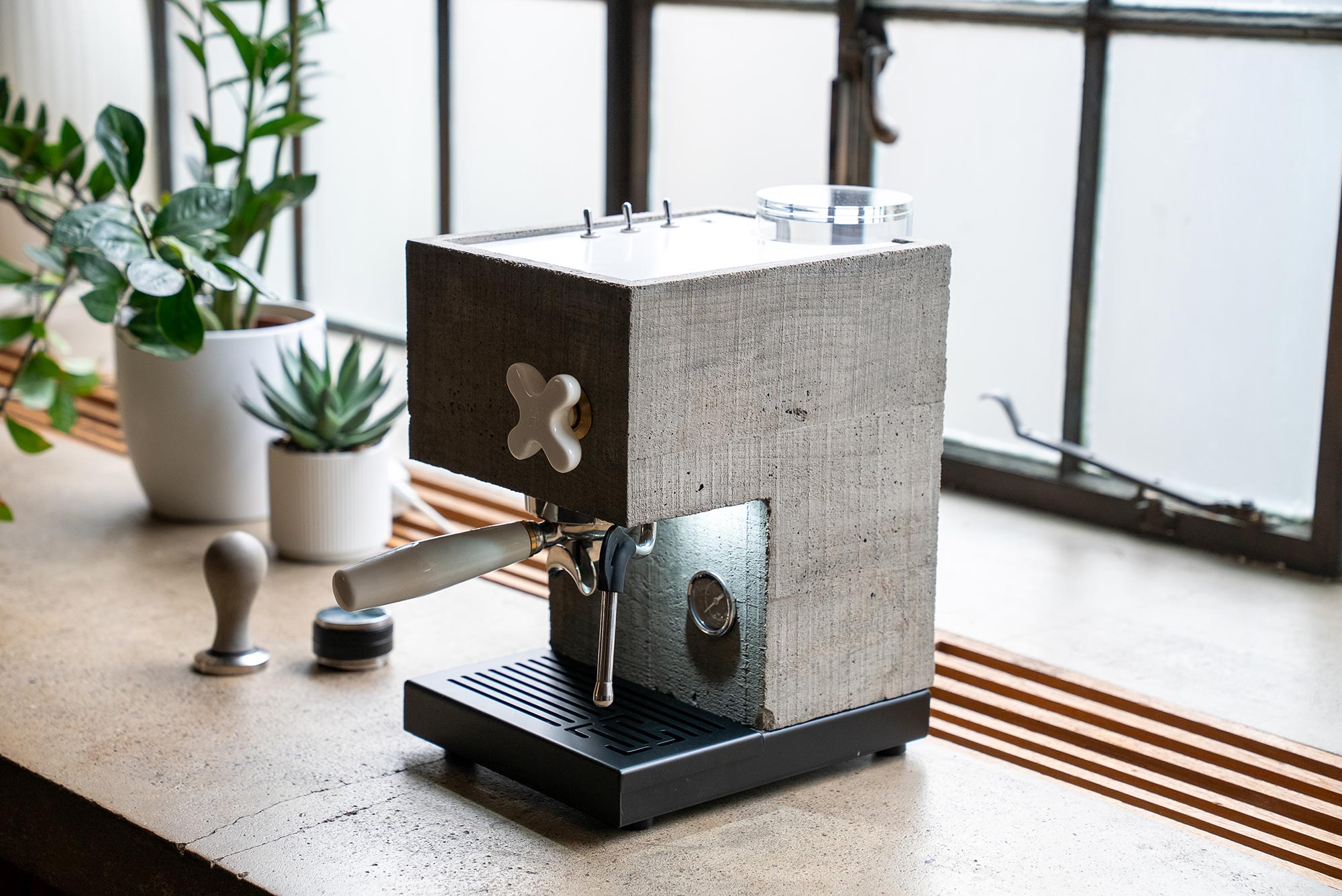 Concrete on the Counter: The AnZa R2, Reworked - Gessato