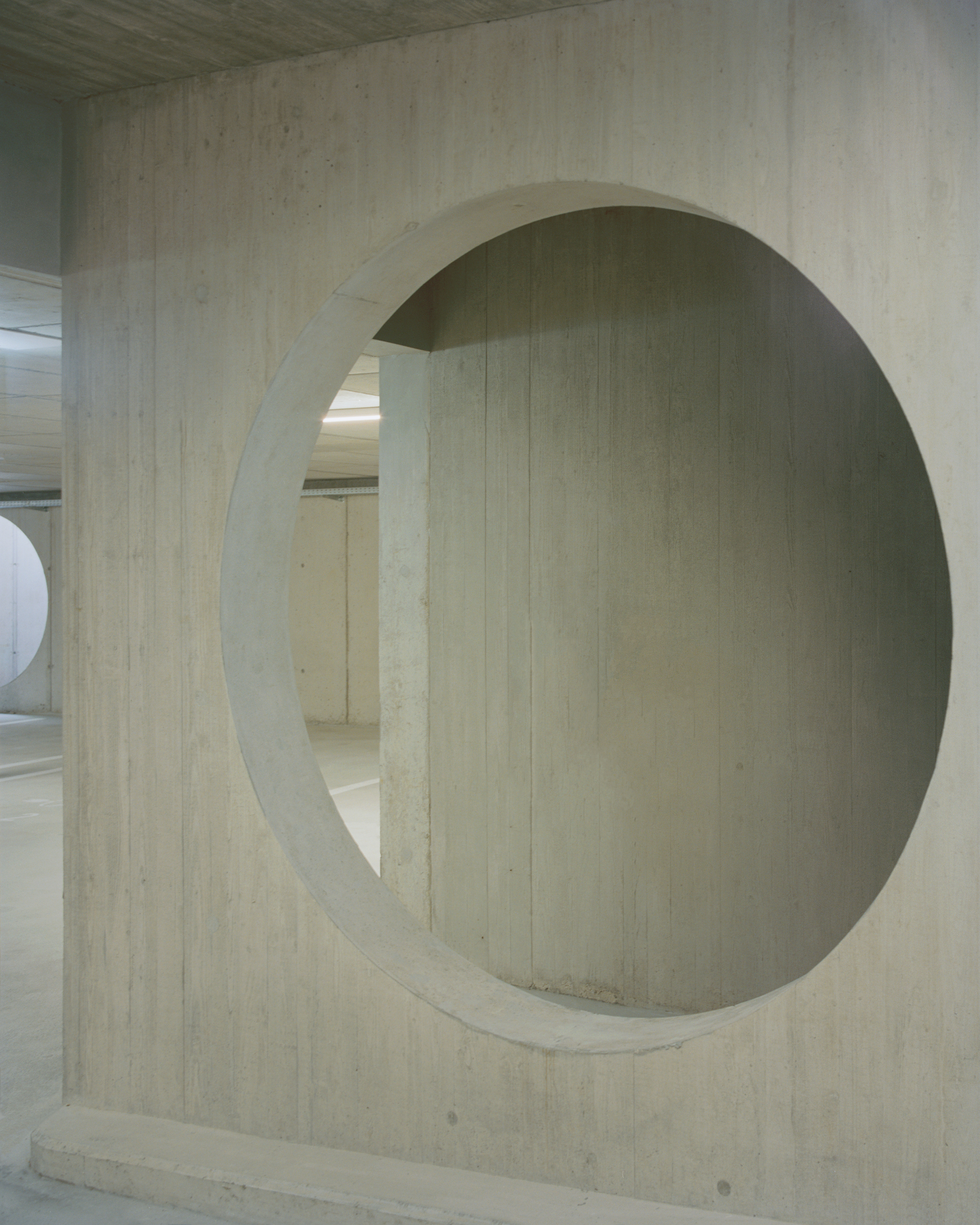 School Bota, Dürnten - Gessato