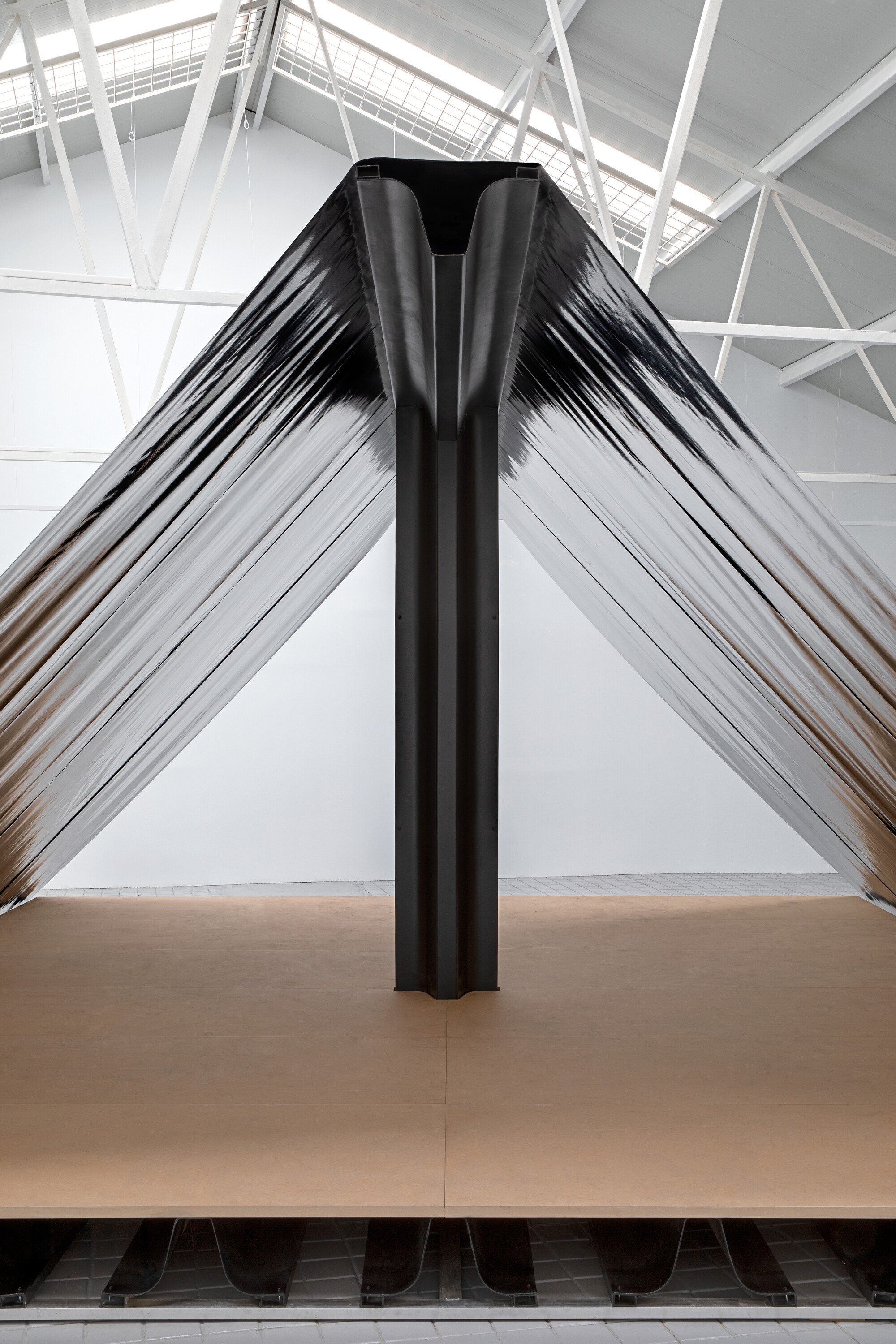 Armed Fabrics, Creating New Architecture One Fold at a Time - Gessato