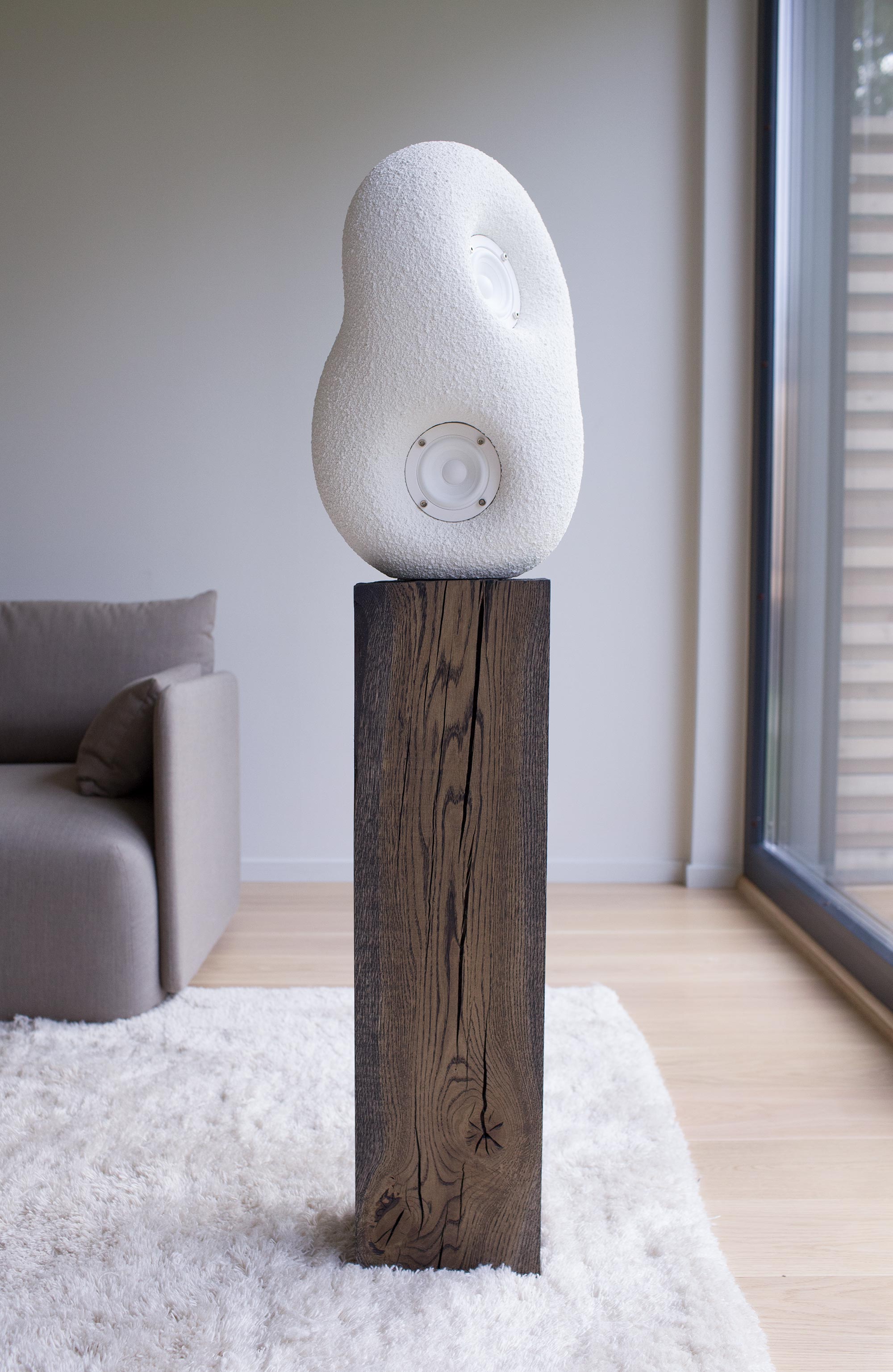 The Transparent Acoustic Sculpture Speaker - Gessato