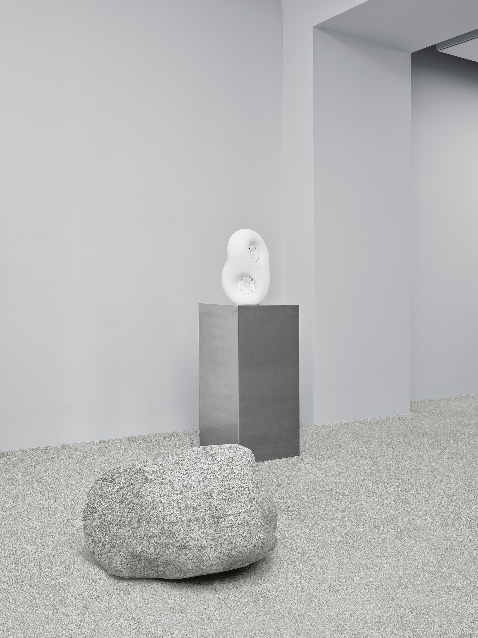 The Transparent Acoustic Sculpture Speaker - Gessato