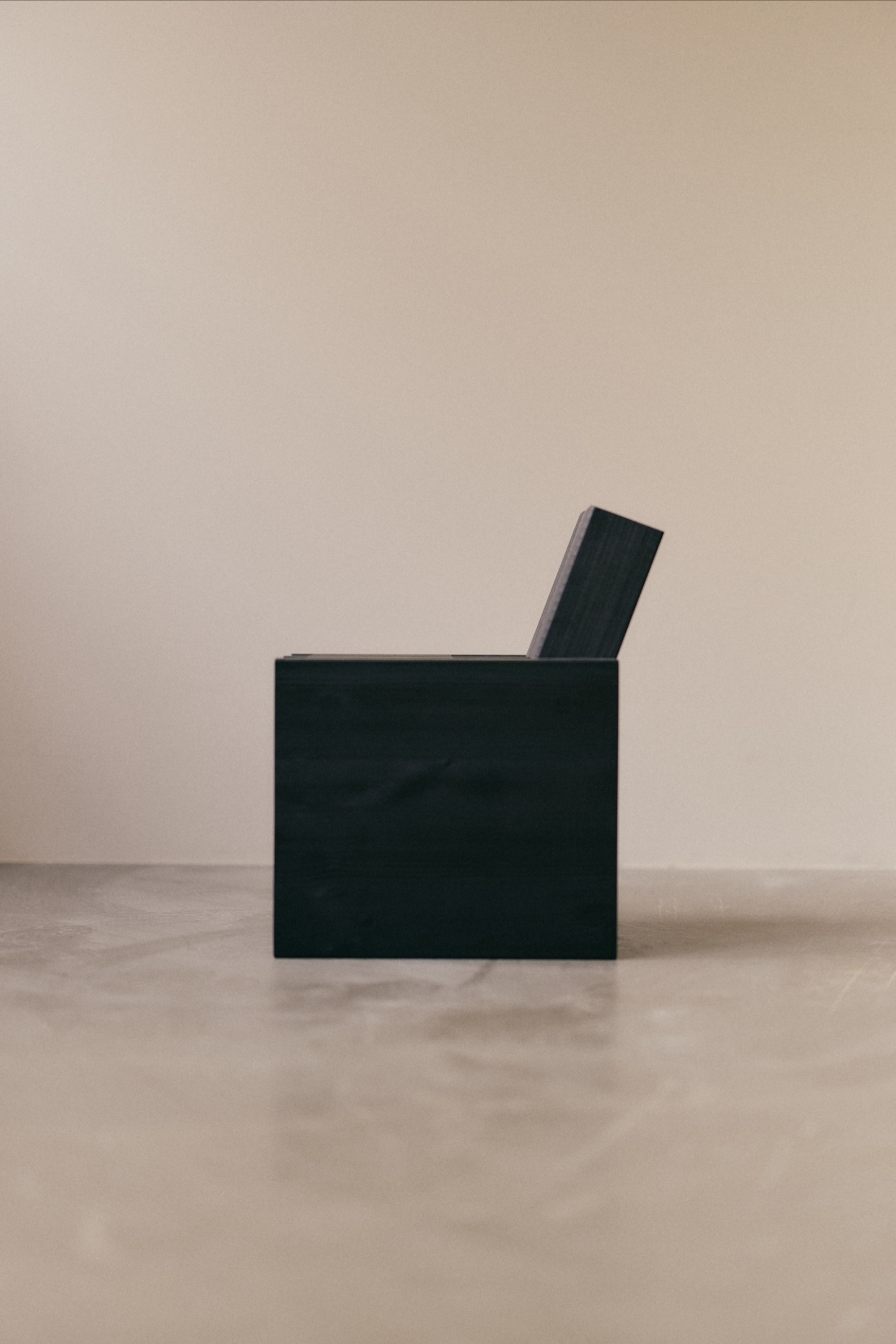 INDERGARTEN by Yellow Nose Studio - Gessato