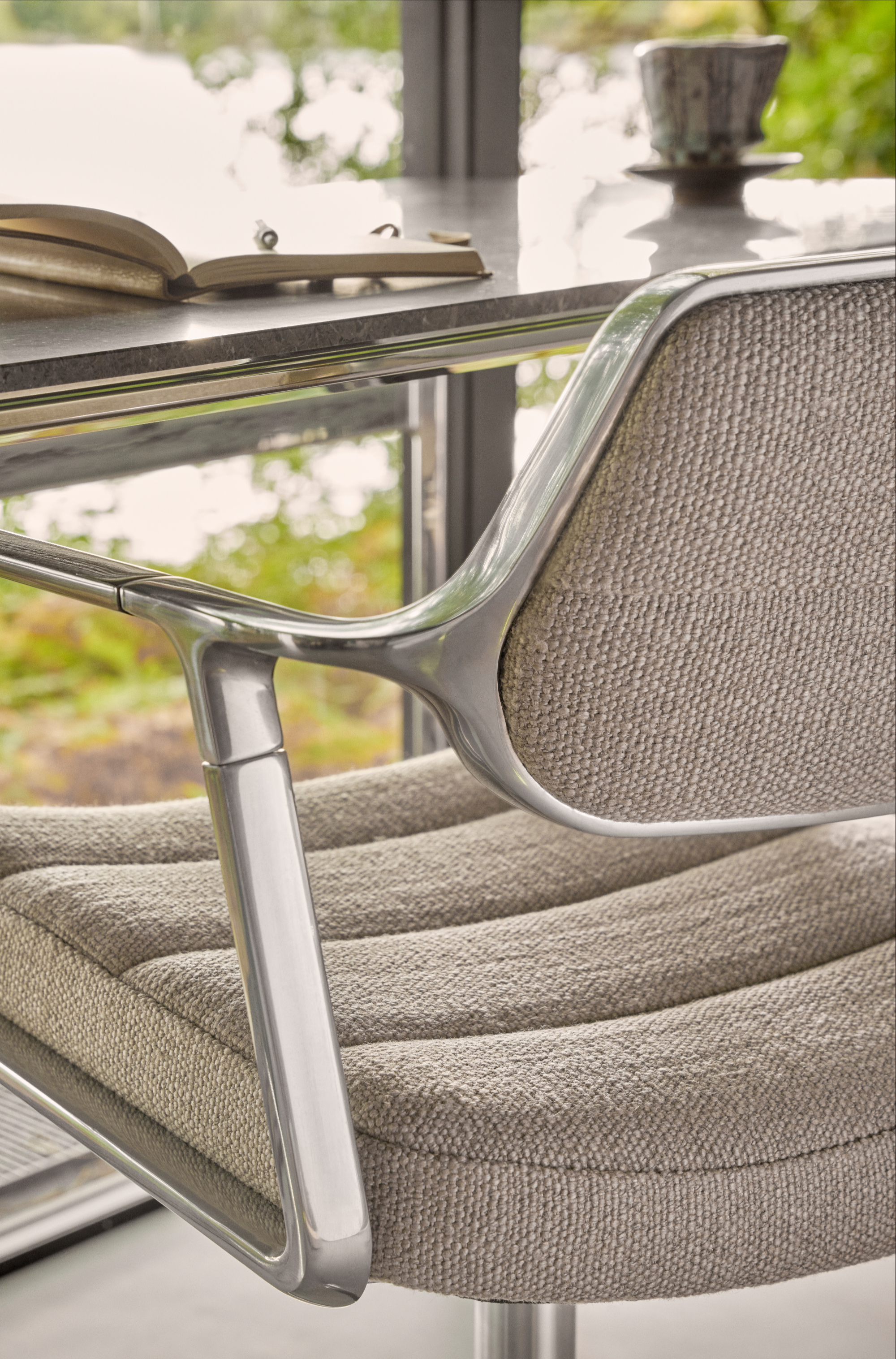 The Vipp453+ Swivel Chairs - Gessato