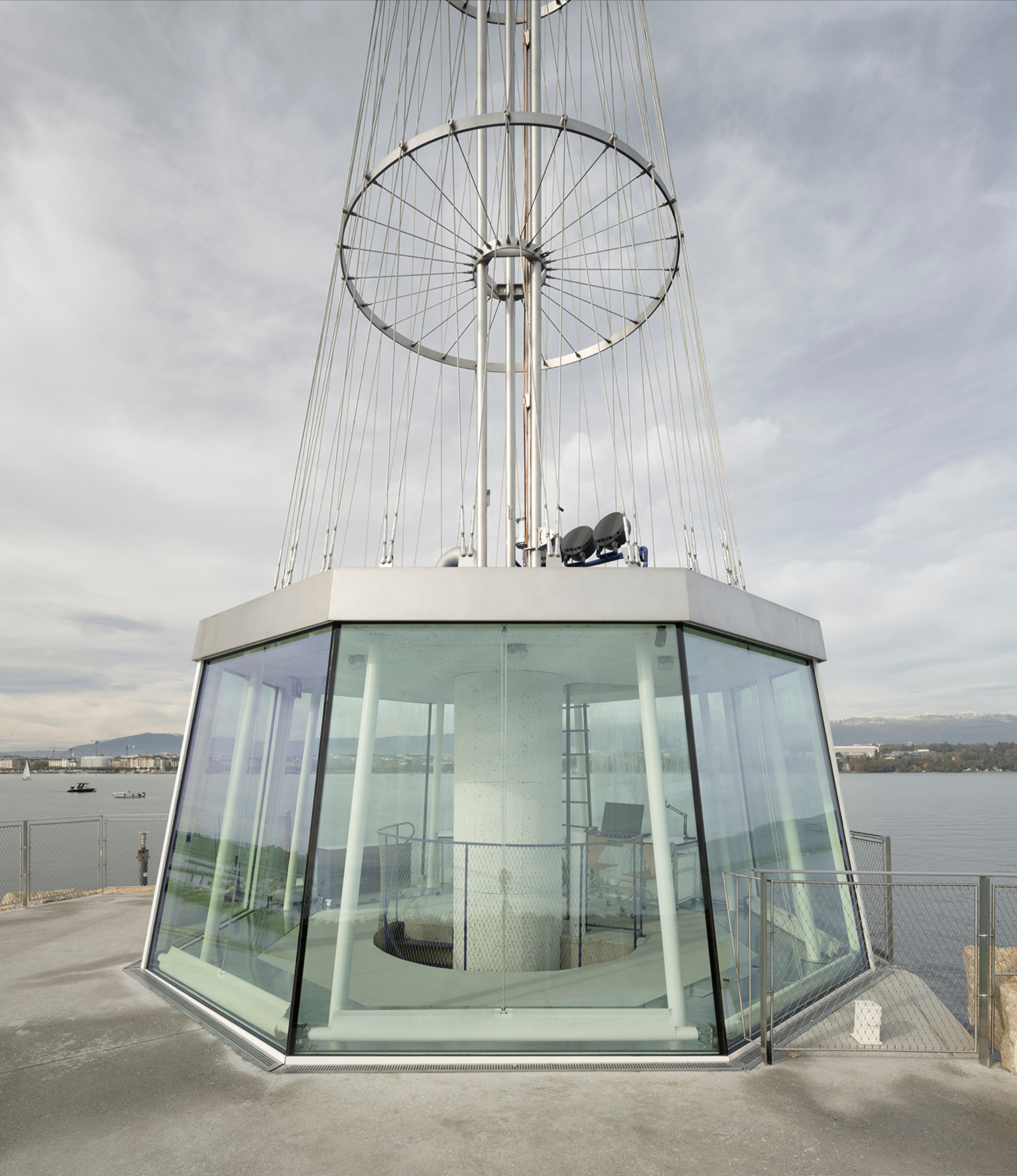 The Phare Ylliam Lighthouse - Gessato