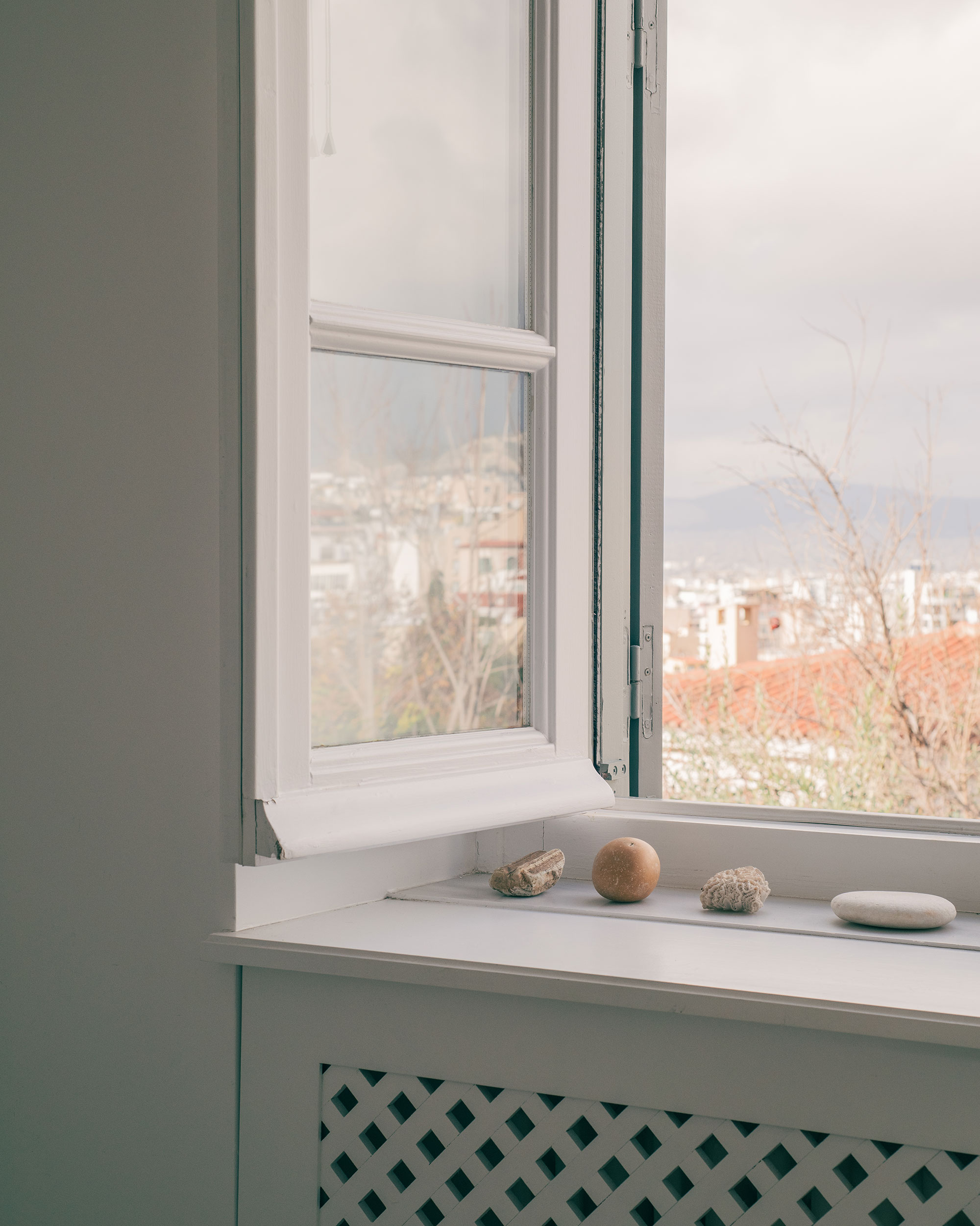 Plaka House by Local Local - Gessato