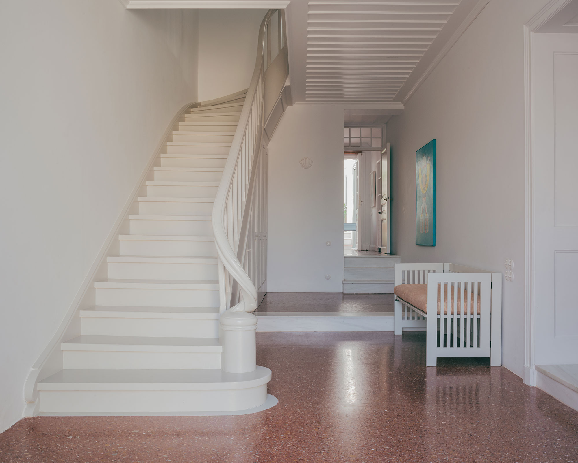 Plaka House by Local Local - Gessato