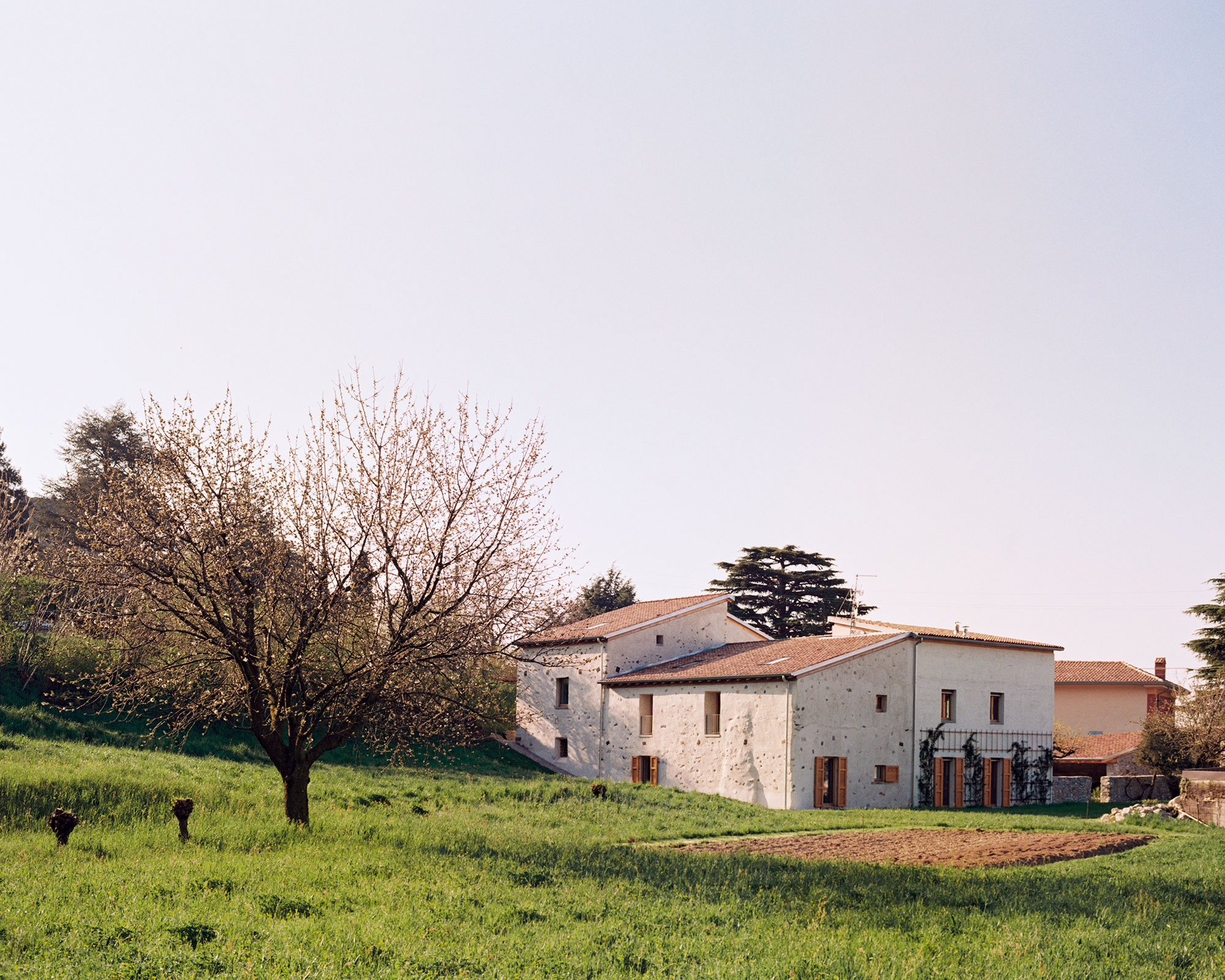 The Curt Farmhouse in Tavernèe - Gessato