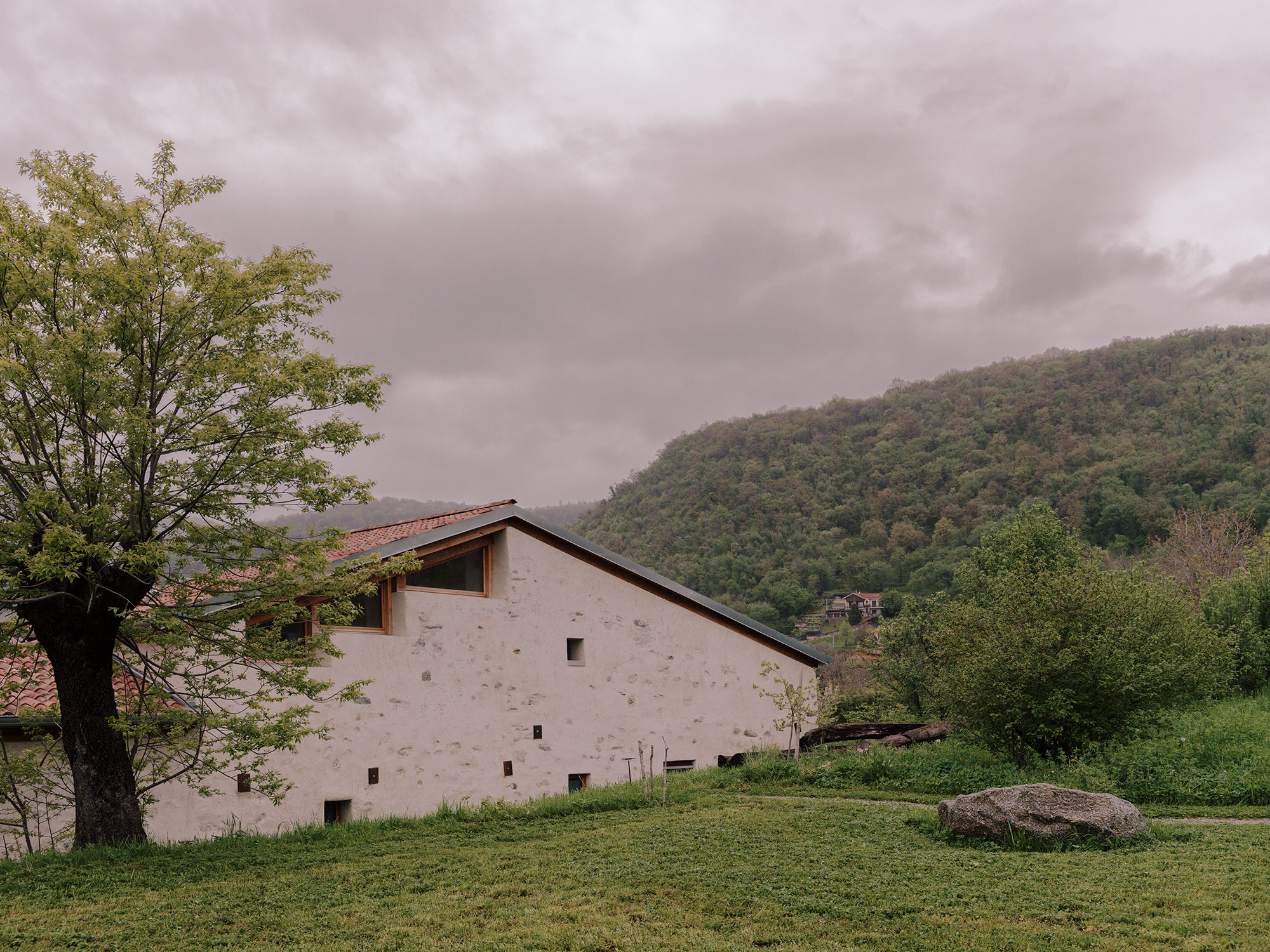 The Curt Farmhouse in Tavernèe - Gessato