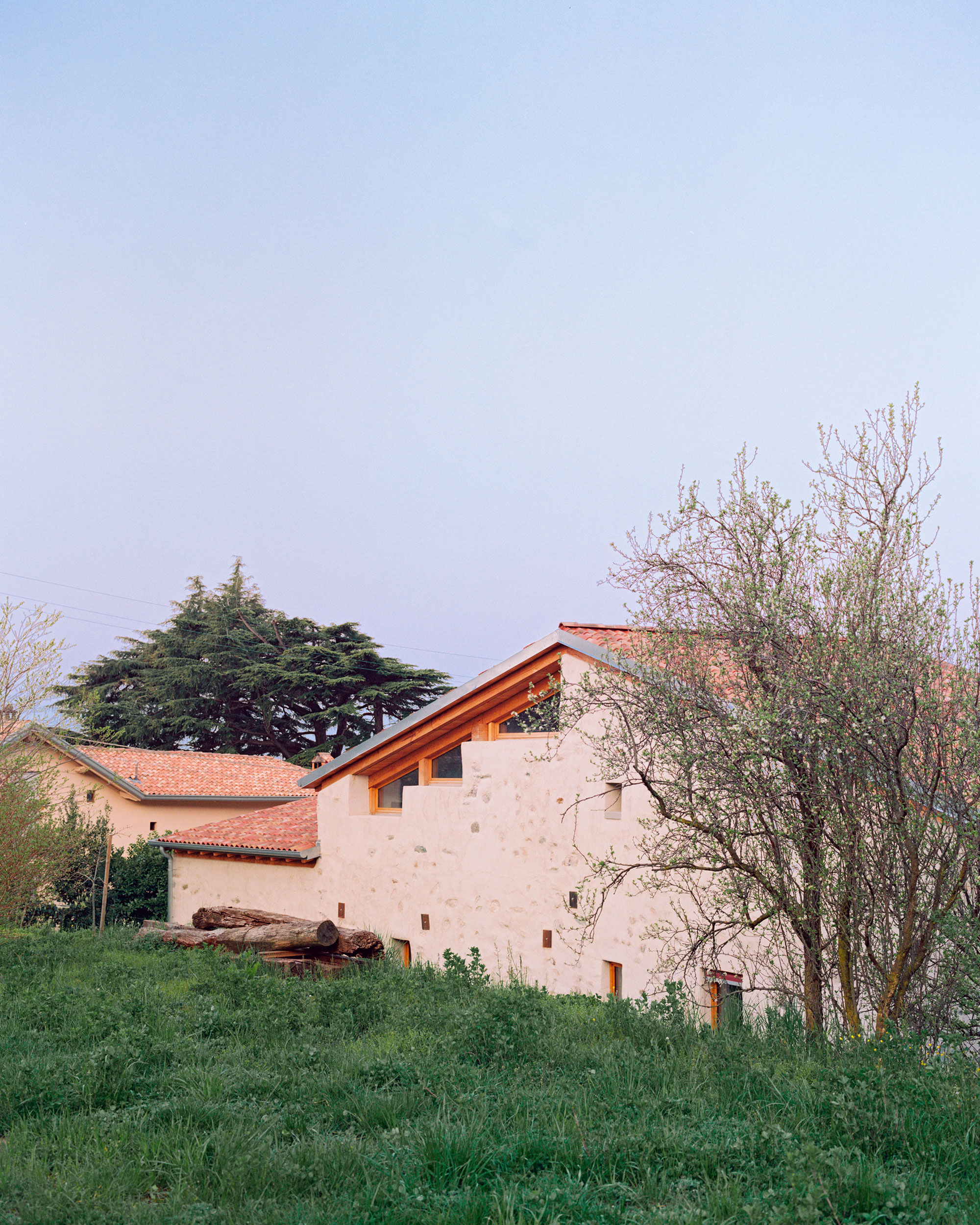 The Curt Farmhouse in Tavernèe - Gessato