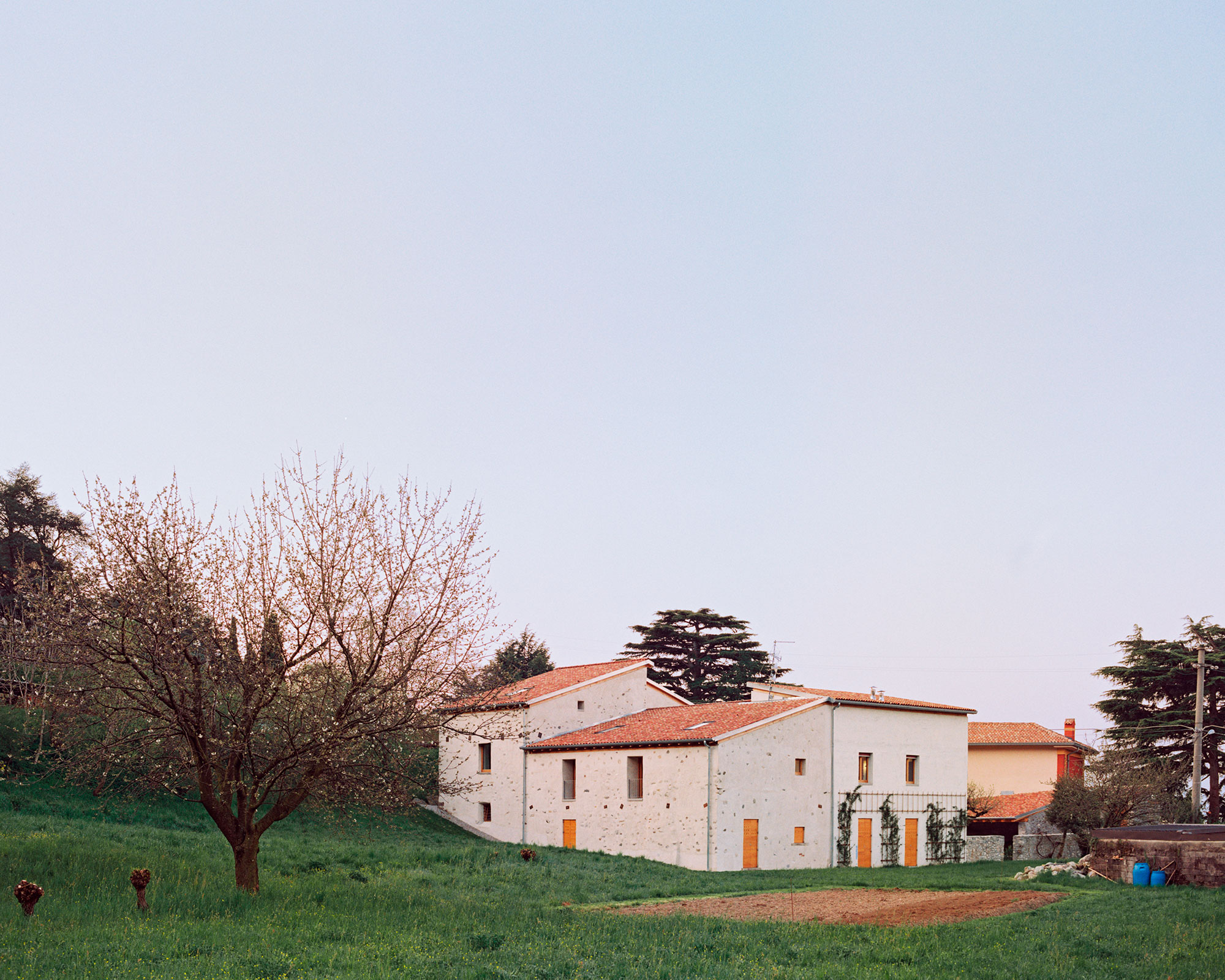 The Curt Farmhouse in Tavernèe - Gessato