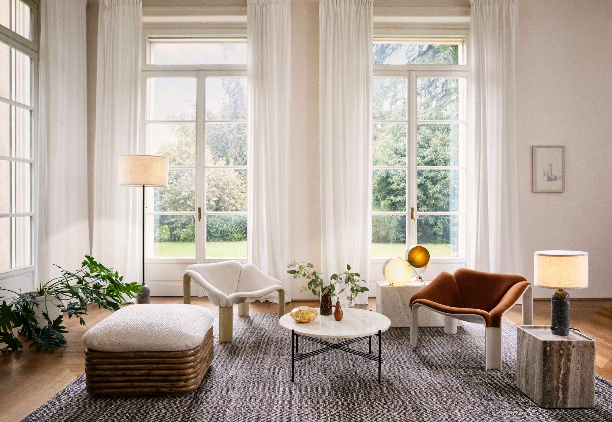 The relaunch of an icon: the Pierre Paulin F300 Lounge Chair - Gessato