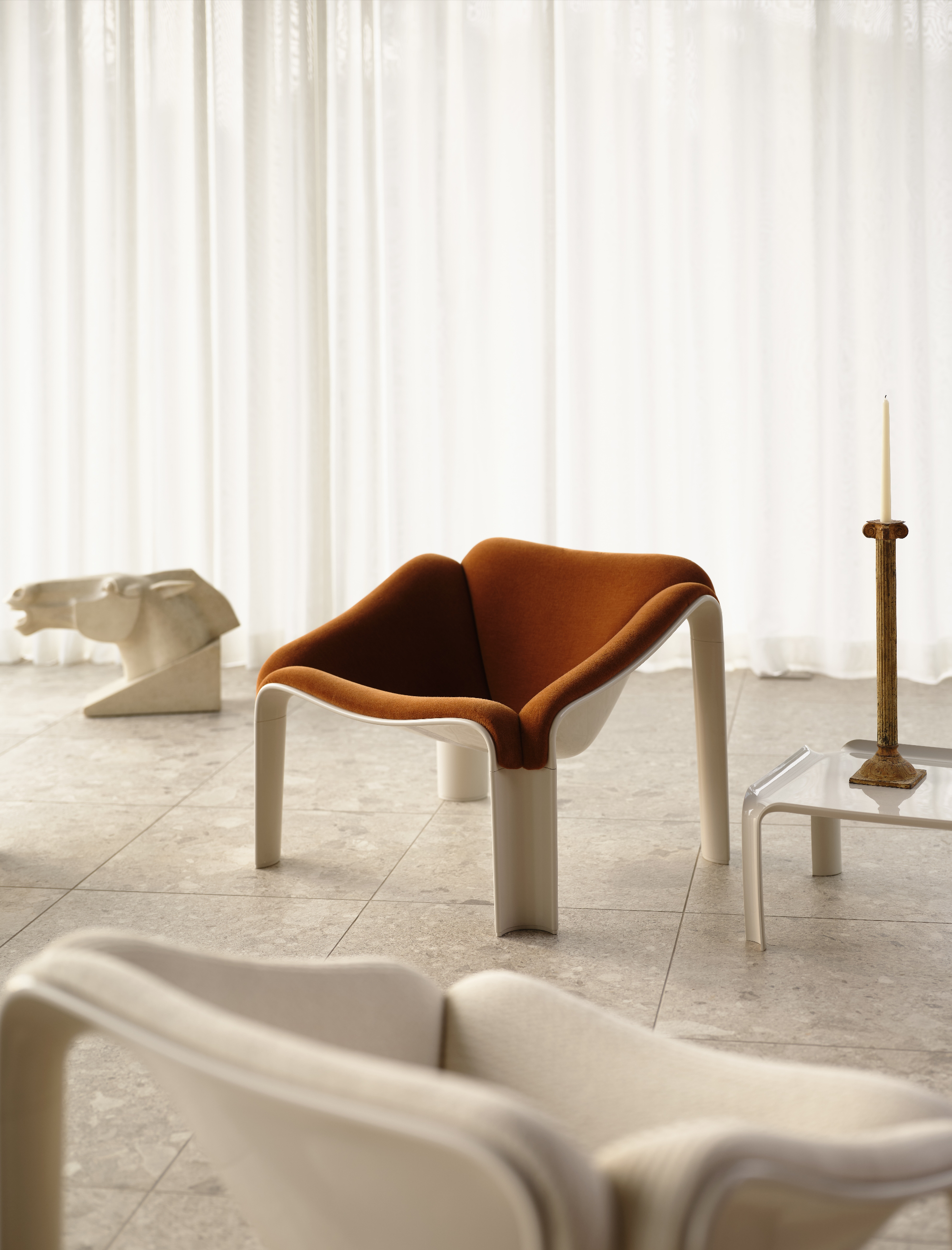 The relaunch of an icon: the Pierre Paulin F300 Lounge Chair - Gessato